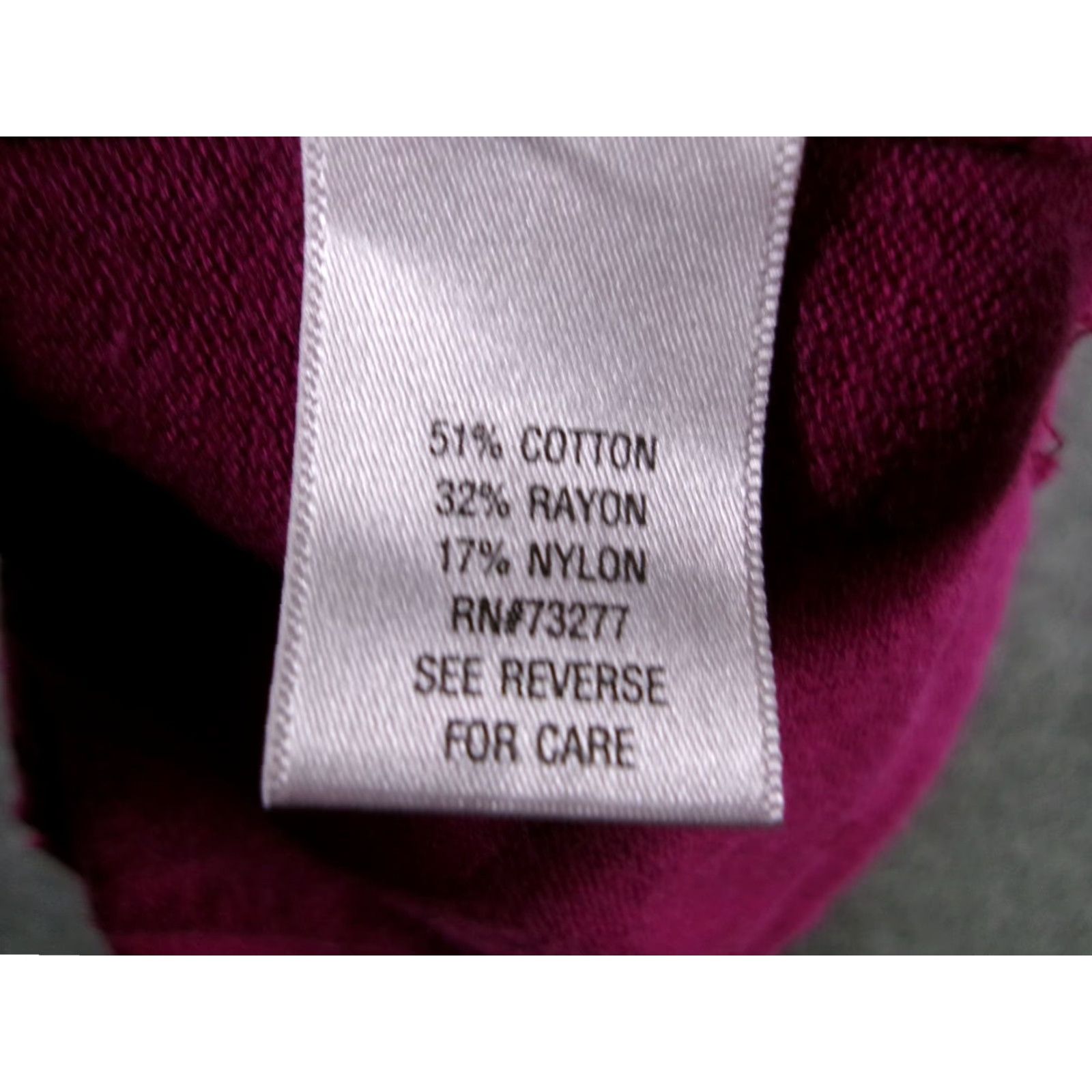 Vintage Apt9 Cardigan Womens L Sequined Embellished Button Front Crew Neck Magenta Size L / US 10 / IT 46 - 7 Thumbnail