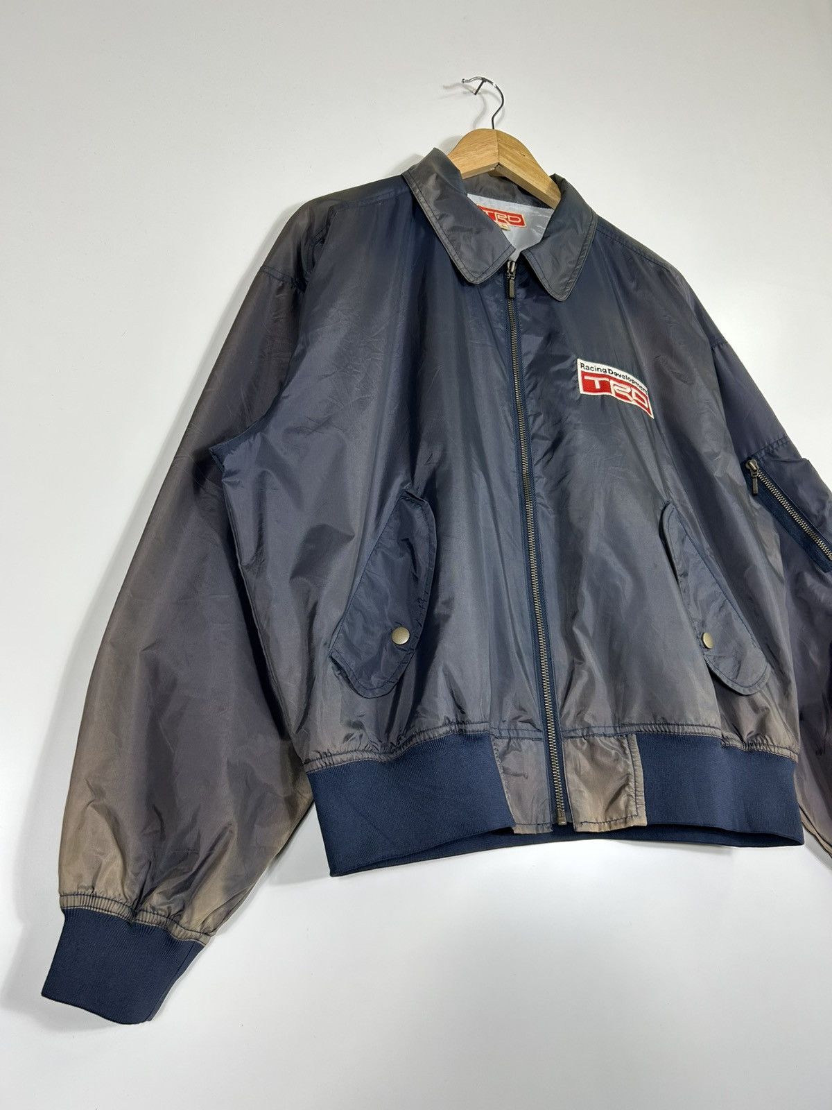 Sports Specialties ⚡️Vintage Toyota Motorsport TRD Sun Faded Bomber Jacket Size US L / EU 52-54 / 3 - 3 Thumbnail