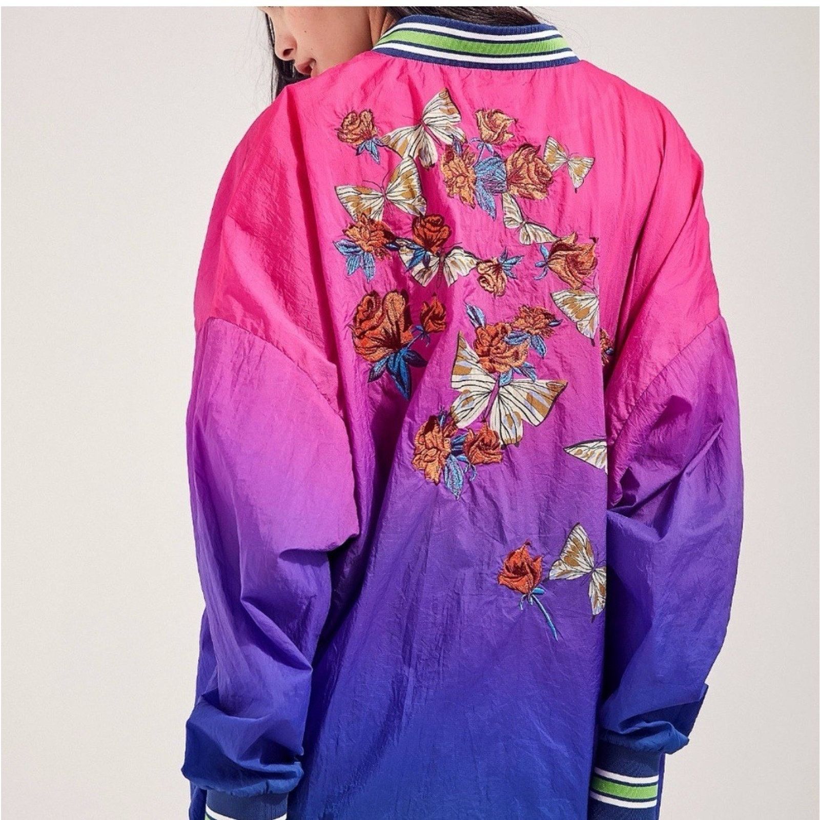 Other Silence + Noise Y2K Sz M Windbreaker Embroidery Butterfly Size M / US 6-8 / IT 42-44 - 1 Thumbnail