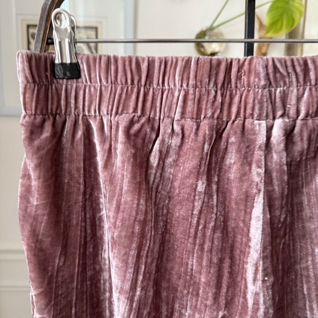 Anthropologie NWOT Anthropologie Tina + Jo Josephine Velvet Taper Trousers Size 28" / US 6 / IT 42 - 7 Thumbnail