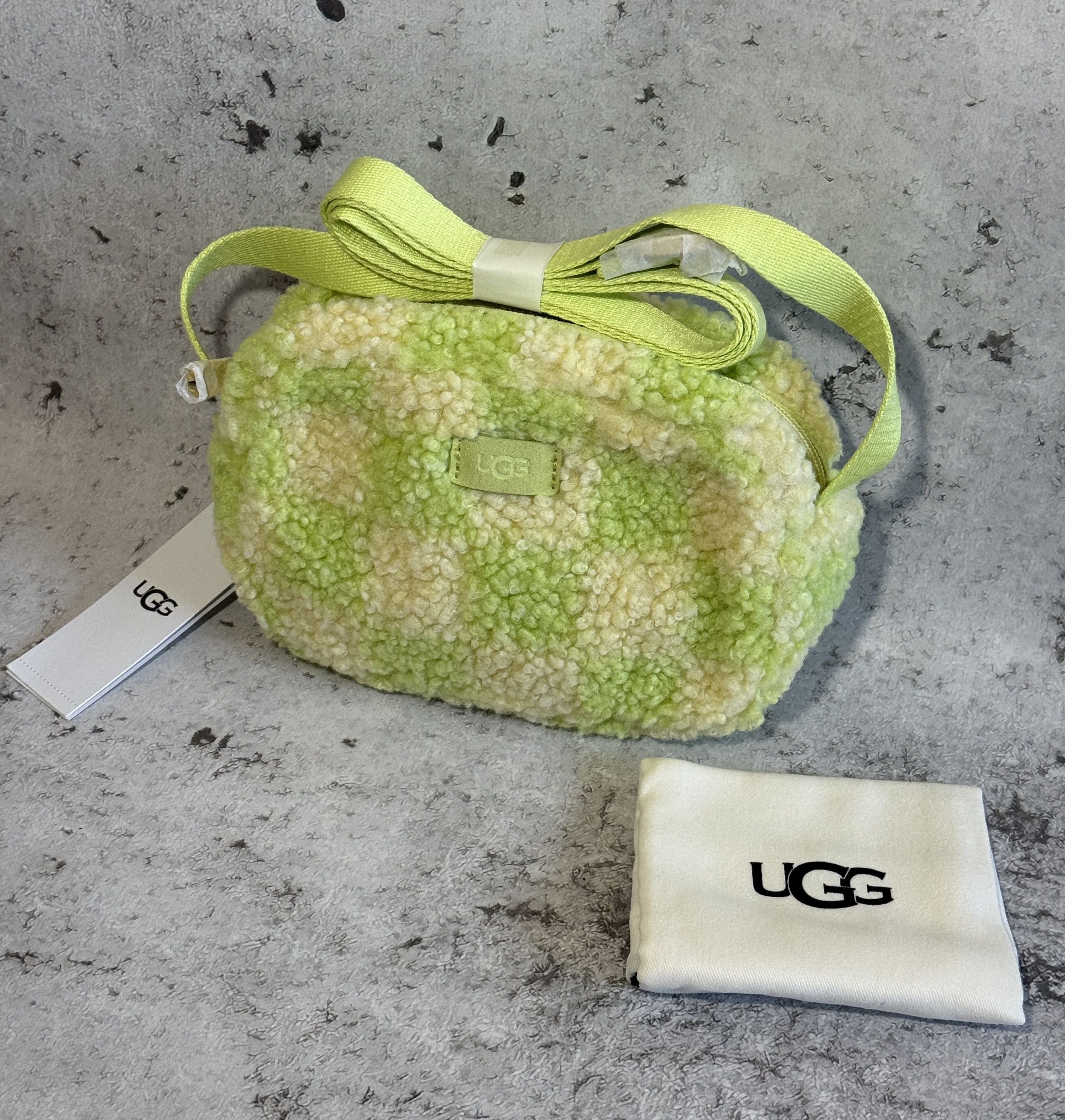 Ugg UGG W JANEY || SHERPA BAG 1131450 O\S HVGR RETAIL 125$ Size ONE SIZE - 1 Thumbnail