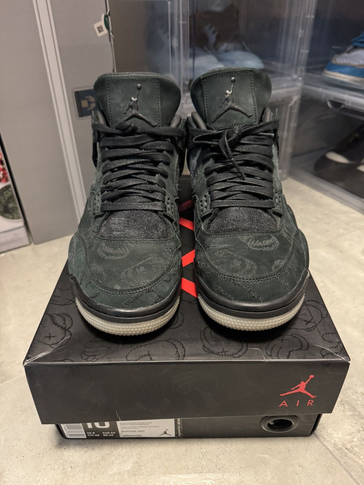 Jordan Brand × Kaws Jordan 4 Kaws Size US 10 / EU 43 - 6 Thumbnail