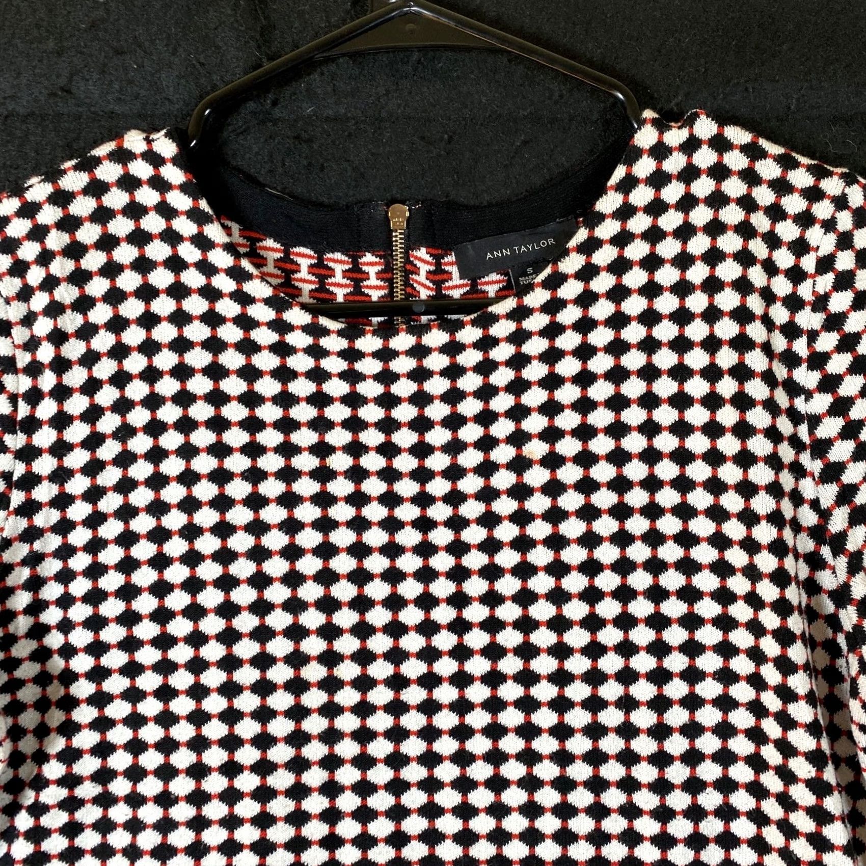 Ann Taylor Ann Taylor Womens Sweater Black Multicolor Argyle Diamond Knit Back Zip S Size S / US 4 / IT 40 - 2 Thumbnail