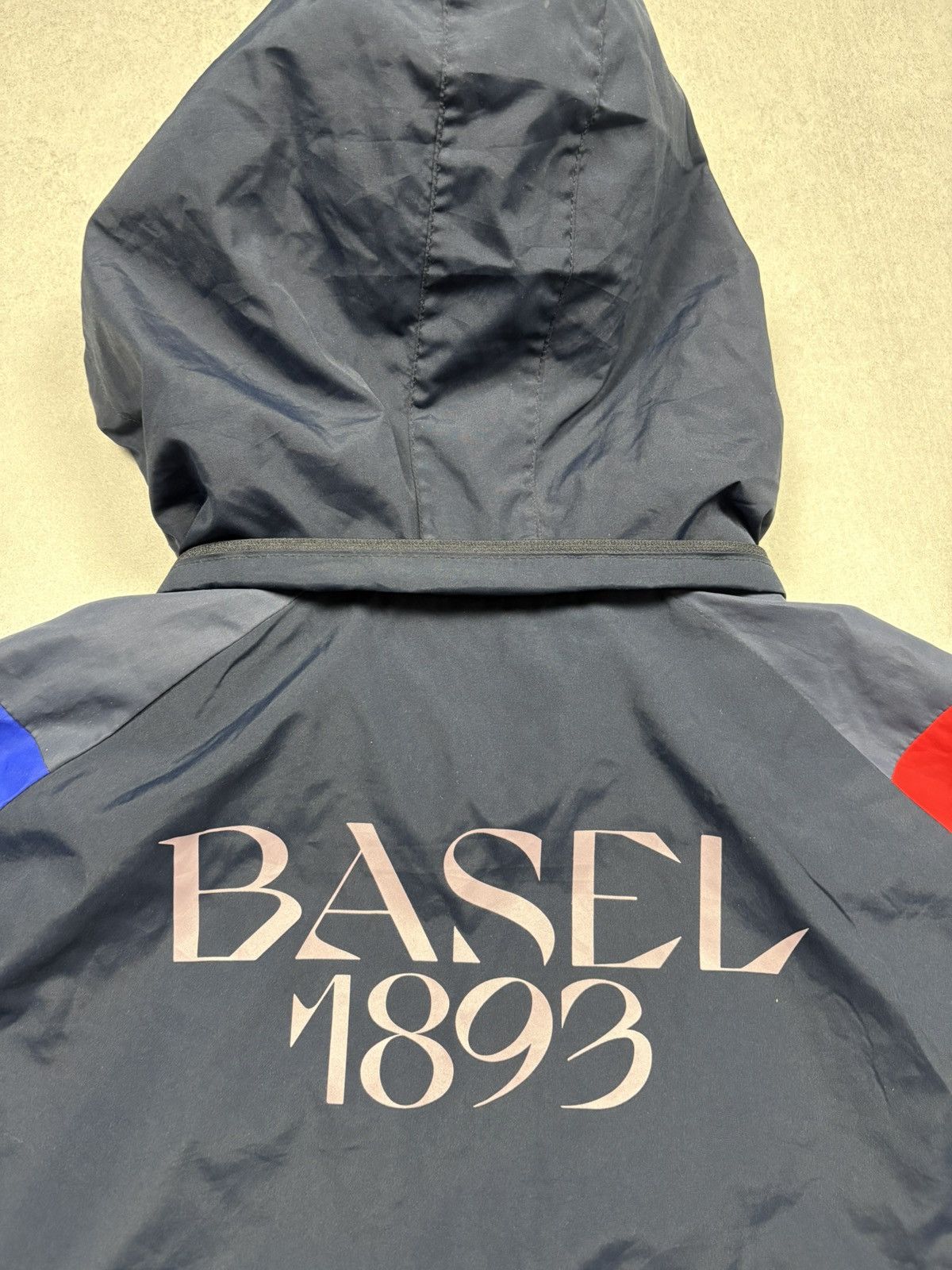 Macron Macron FC Basel 2024/2025 Hooded Jacket Football Windbreaker Size US M / EU 48-50 / 2 - 15 Thumbnail