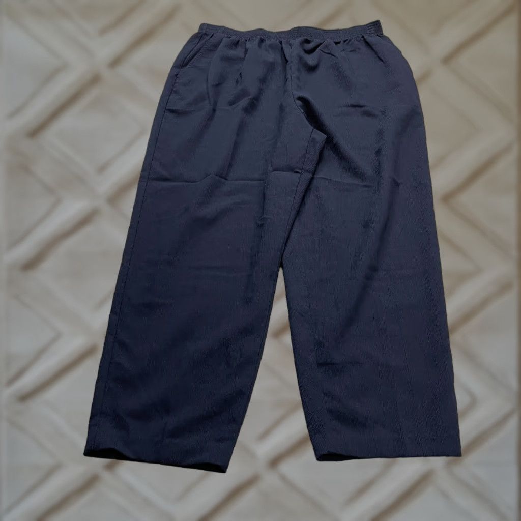 Essentials VINTAGE Modern Essentials Pants Women 22W Blue Rayon Tapered Elastic Waist 36x27 Casual Protein? Size 40" / US 18 - 1 Thumbnail