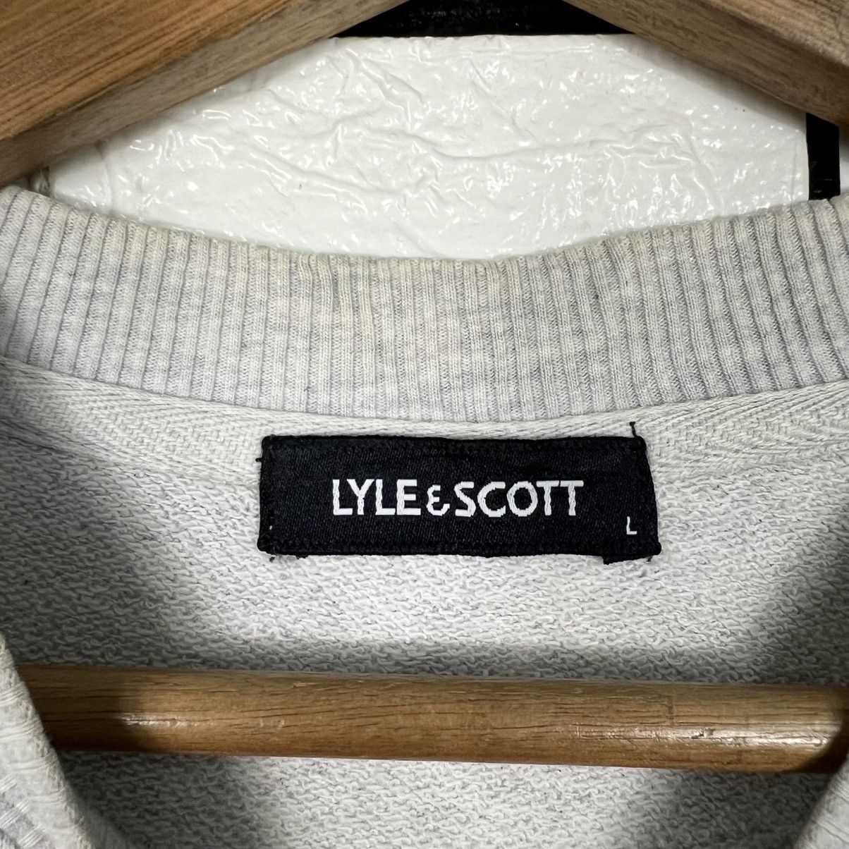 Lyle & Scott Vintage LYLE & SCOTT Big Logo Crewneck Sweatshirt #4248-C193 Size US L / EU 52-54 / 3 - 9 Thumbnail
