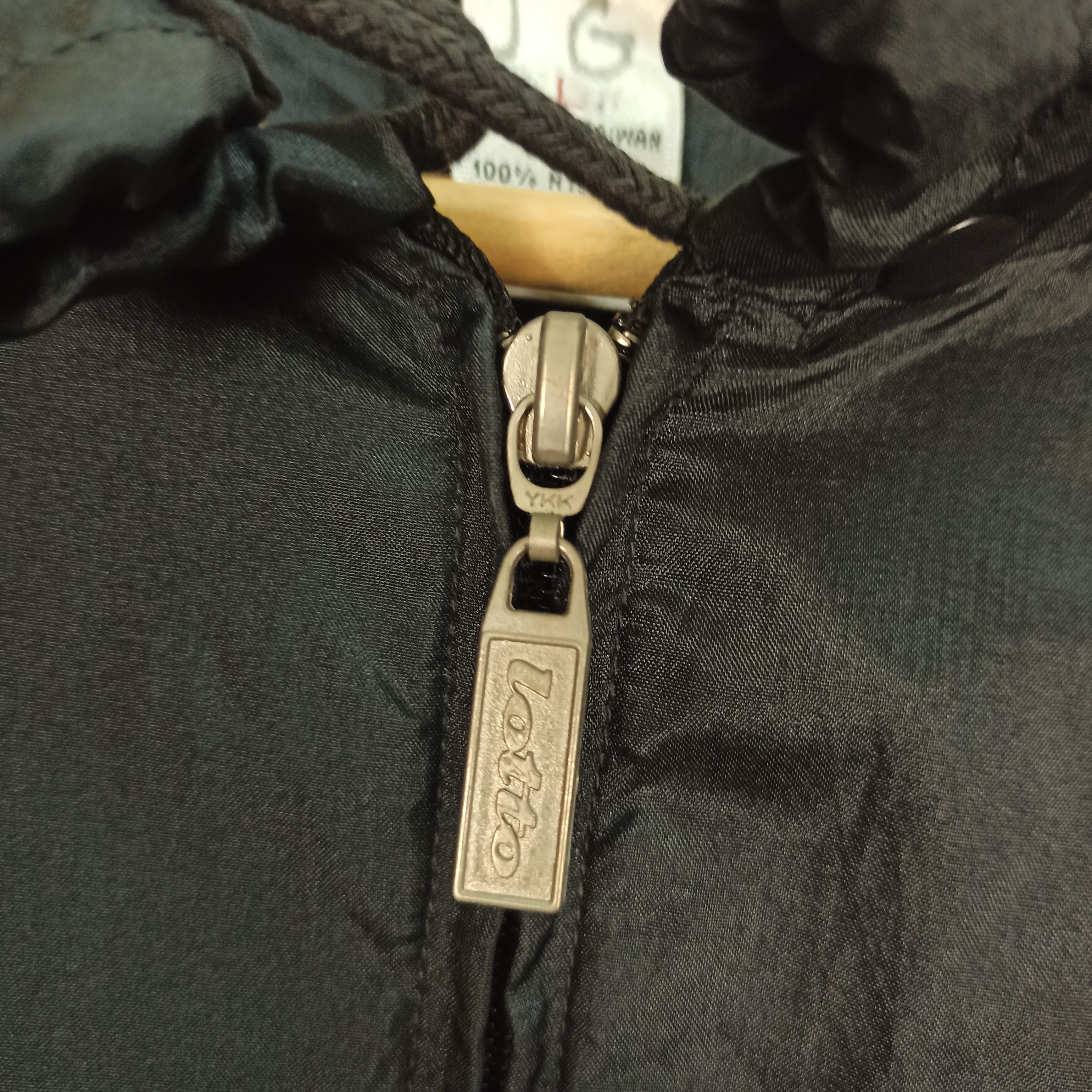 Lotto Sport Vintage Lotto Italia Nylon Windbreaker Jacket Rare Size US L / EU 52-54 / 3 - 10 Thumbnail