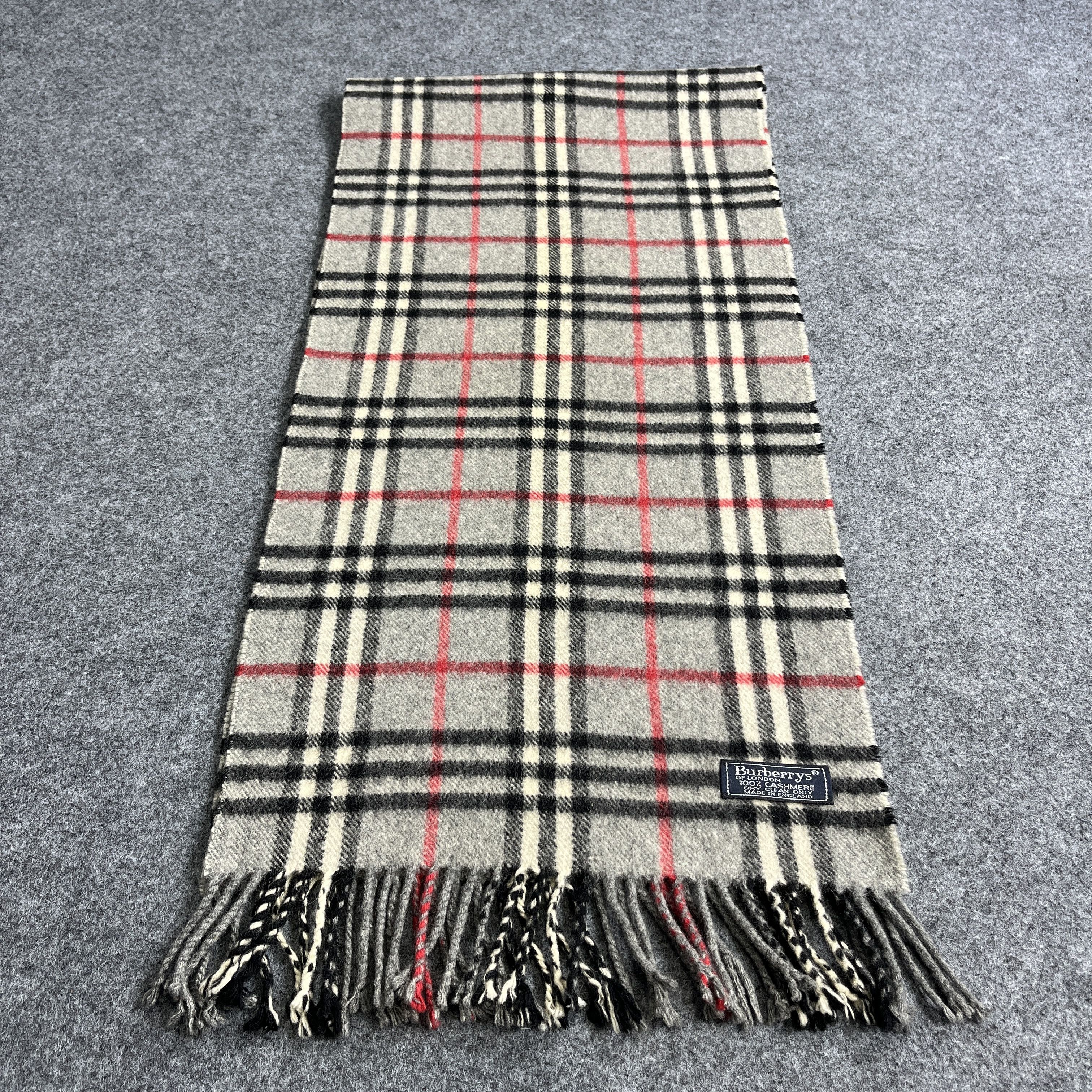 Burberry Burberry Scarf / Muffler / Neckwear T1517 Size ONE SIZE - 2 Thumbnail