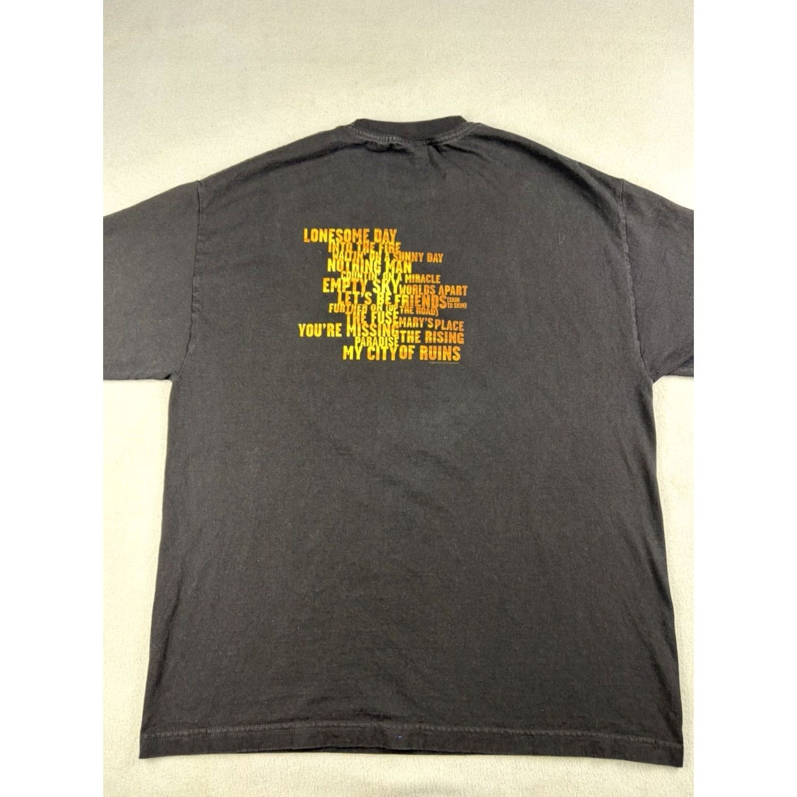 Vintage VINTAGE Bruce Springsteen The Rising T-Shirt XL Black Crew Neck Men Short Sleeve Graphic Print USA 2002 E Street Band MyDyer Size US XL / EU 56 / 4 - 4 Thumbnail
