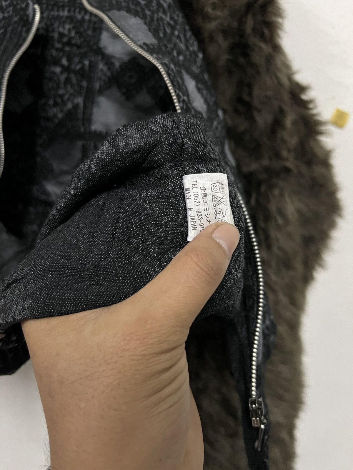 Japanese Brand Fur Japanese Brand Size M / US 6-8 / IT 42-44 - 9 Thumbnail