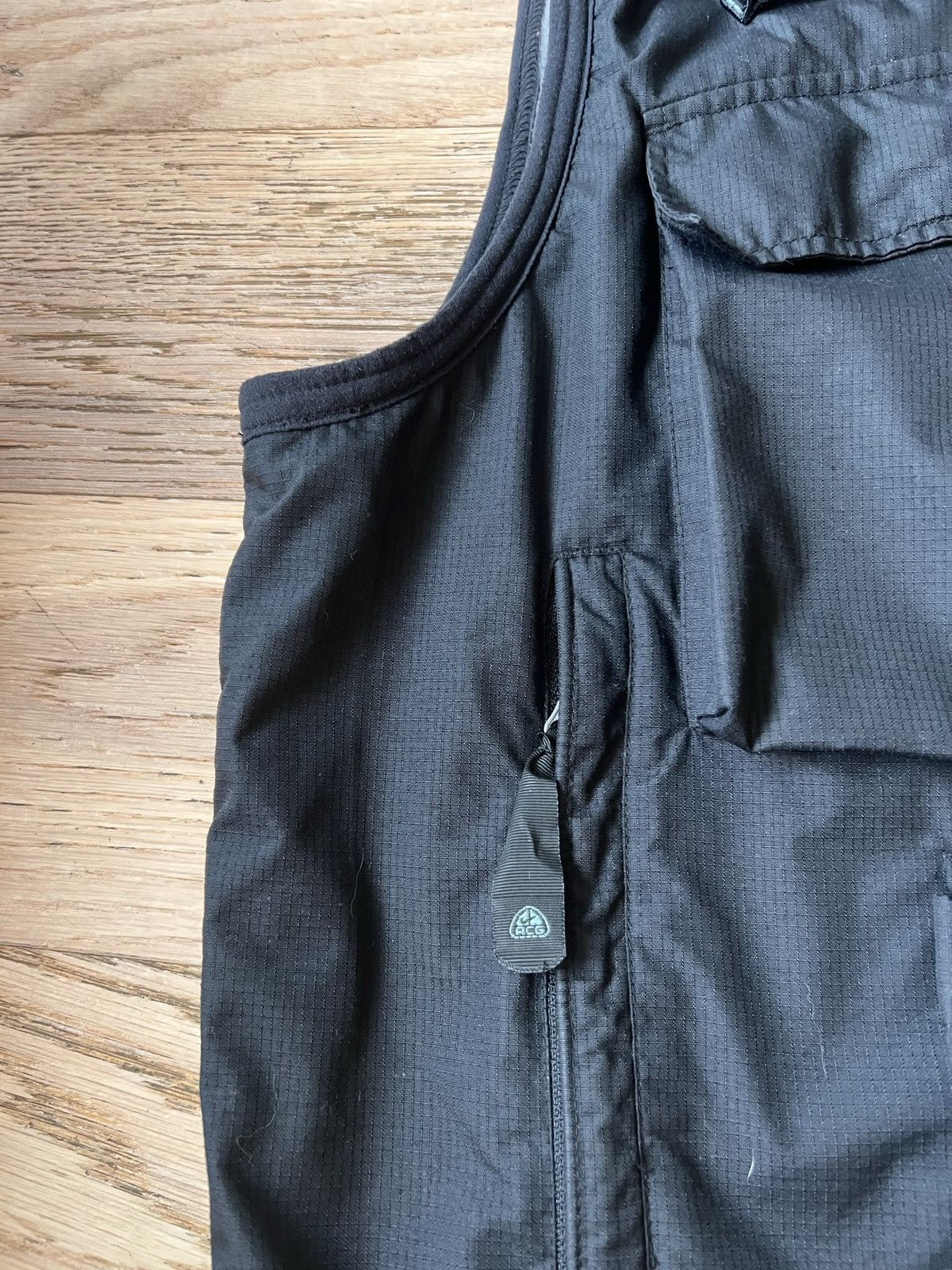 Nike × Vintage Vintage Nike ACG Multi Pocket Lined Utility Vest 90s Y2K Size US L / EU 52-54 / 3 - 9 Thumbnail