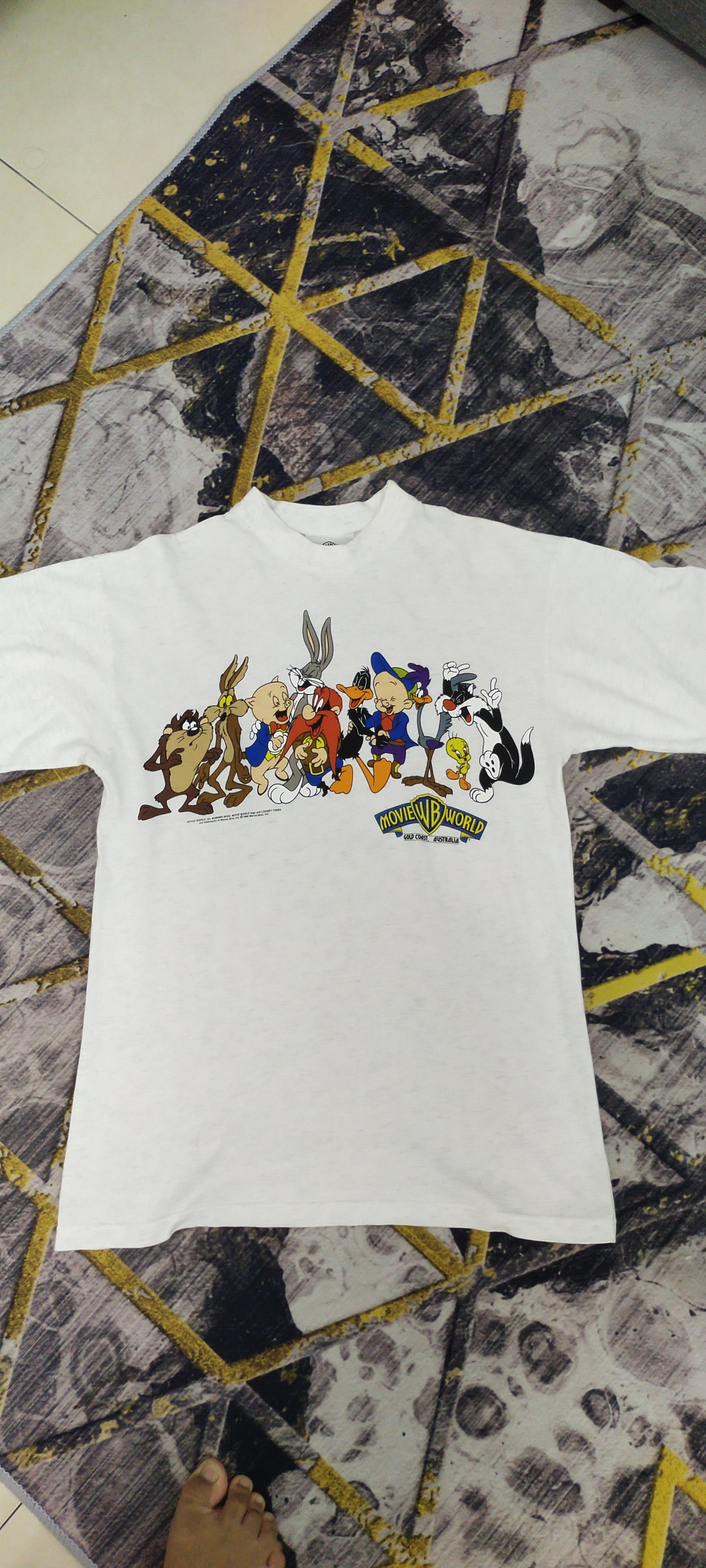 Vintage × Warner Bros VINTAGE 1992 WARNER BROS LOONEY TUNES Size US S / EU 44-46 / 1 - 6 Thumbnail