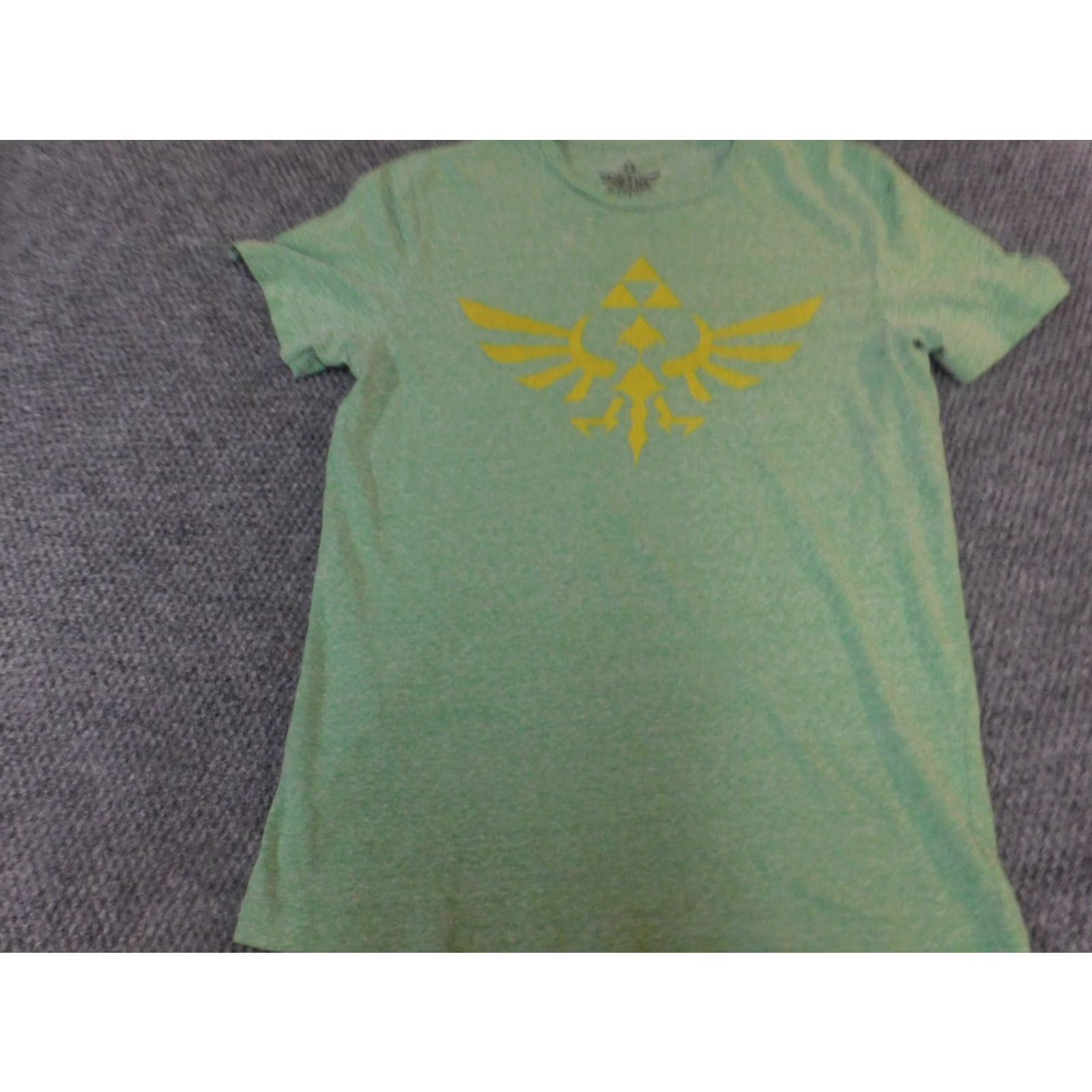 Vintage Zelda Shirt S Mens Green 90s Graphic Video Games Classic T-Shirt Short Sleeve Crew Neck Cotton Logo Breathable Size US S / EU 44-46 / 1 - 3 Thumbnail