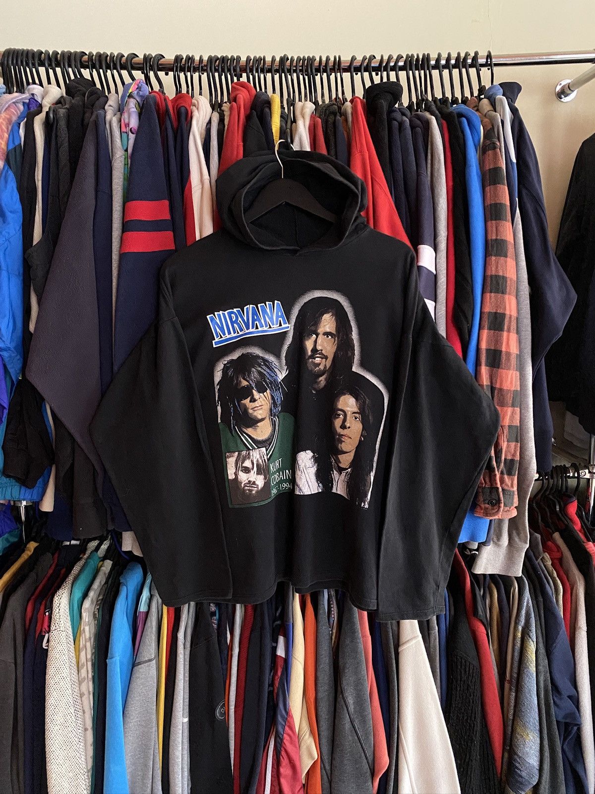 Band Tees VINTAGE NIRVANA KURT COBAIN BOXY HOODIE Size US M / EU 48-50 / 2 - 1 Thumbnail