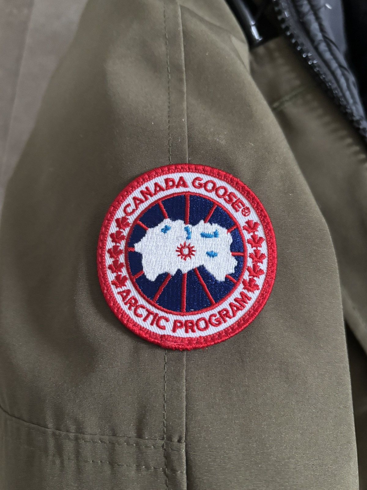 Canada Goose Canada Goose Chilliwack bomber jacket khaki Size US S / EU 44-46 / 1 - 3 Thumbnail