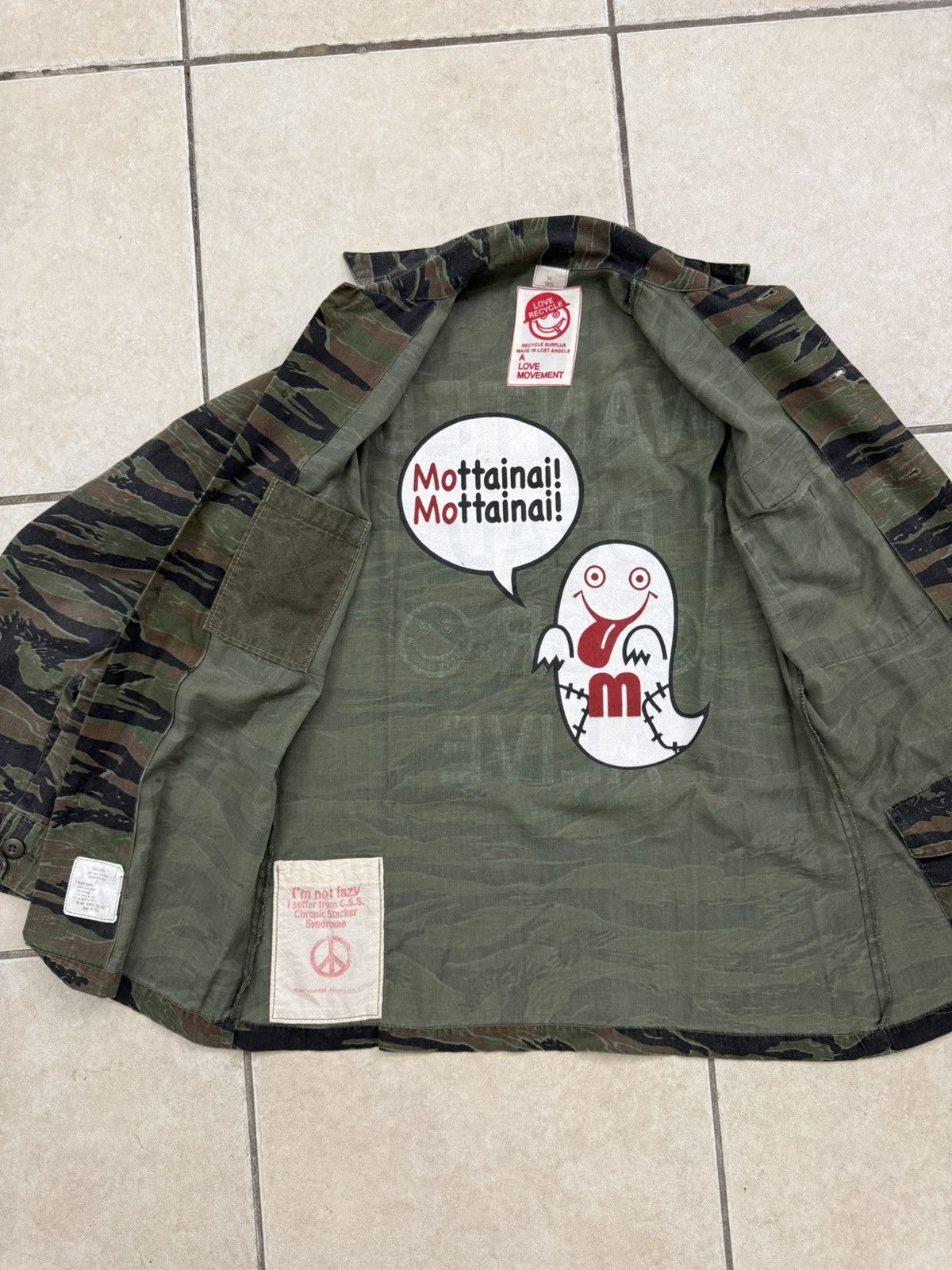 Japanese Brand A Love Movement Camo Button Up Shirt W/ Patches Size M Size US M / EU 48-50 / 2 - 5 Thumbnail