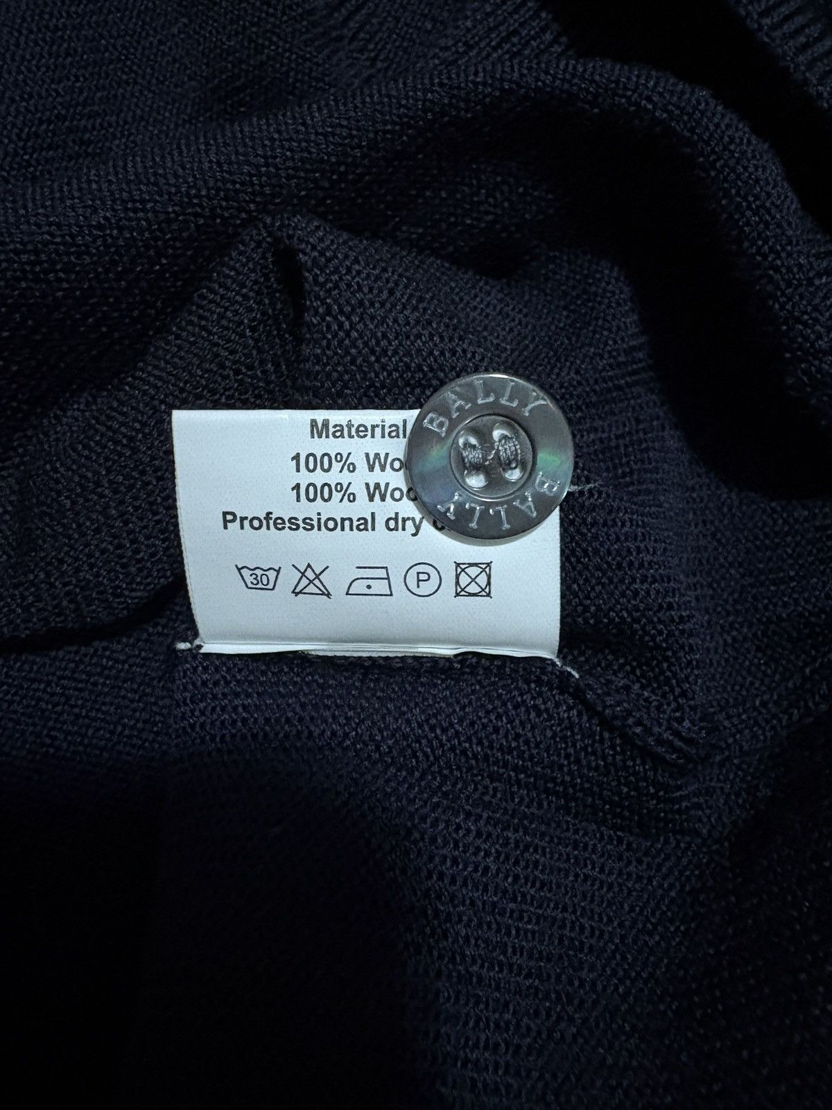 Bally Bally Navy Wool Cardigan Size US L / EU 52-54 / 3 - 10 Thumbnail