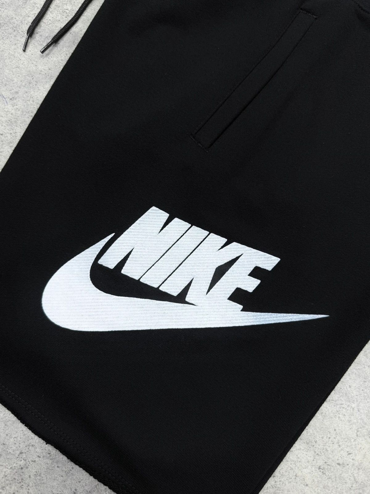 Nike 🔥Nike Alumni Shorts Size US 33 - 5 Thumbnail