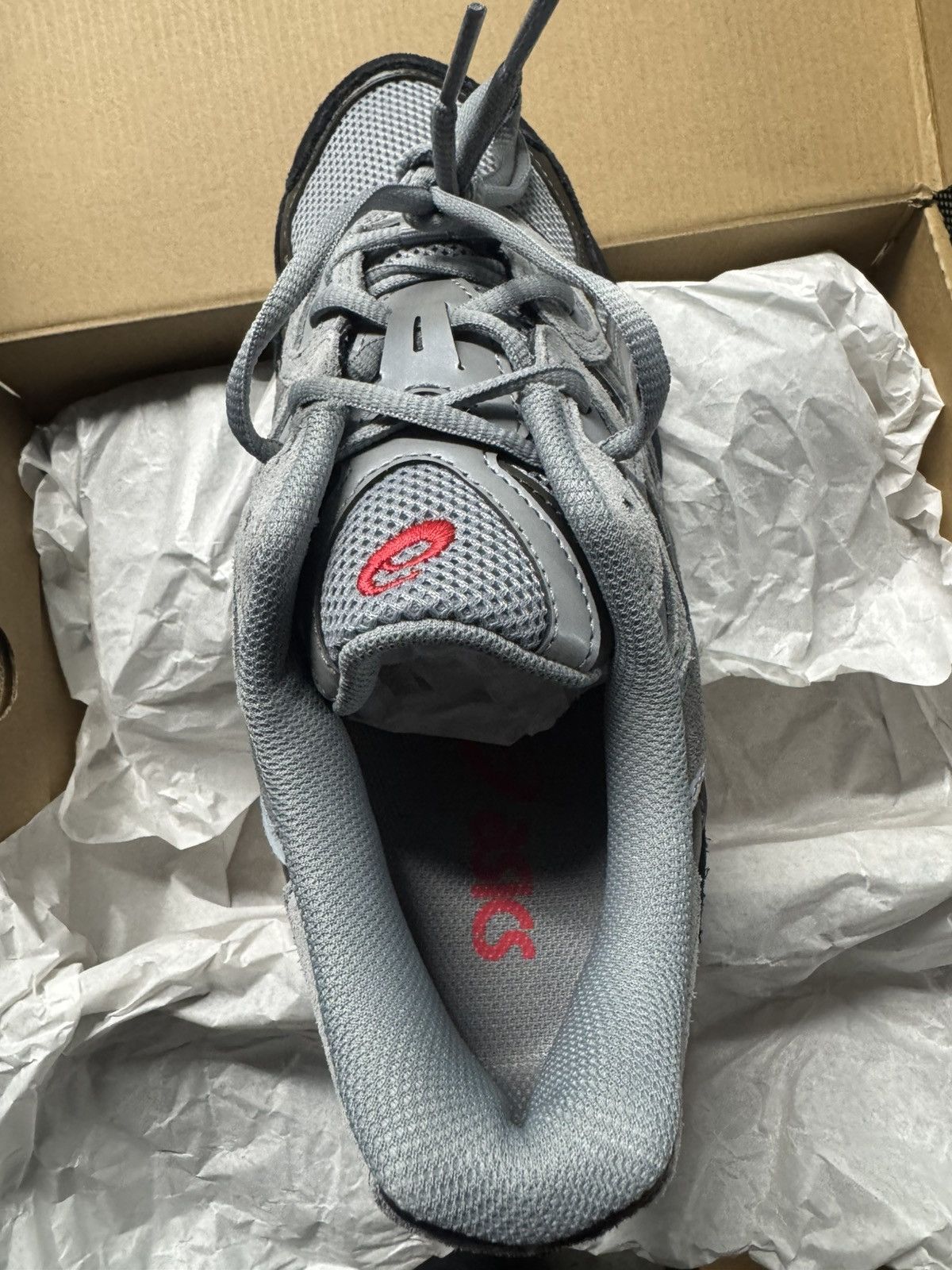 Asics Asics Black and Grey Gel NYC Size US 7.5 / EU 40-41 - 3 Thumbnail