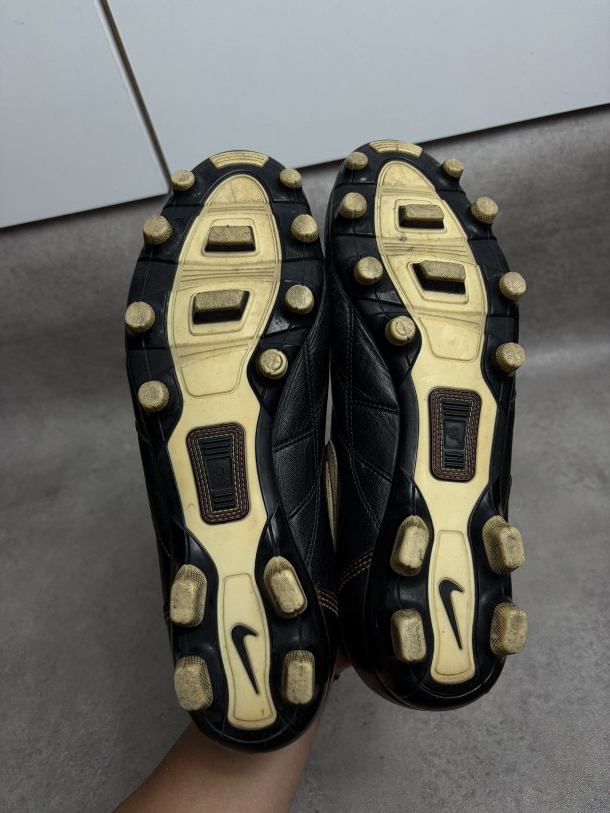 Nike Archive Nike Tiempo R10 football boots Ronaldinho 2007 US11 Size US 11 / EU 44 - 6 Thumbnail