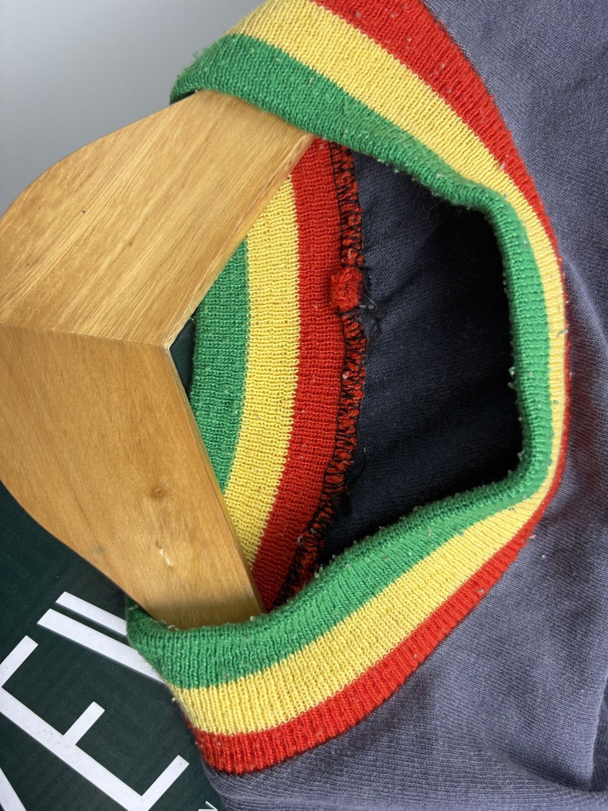 Bob Marley 🔥HOT🔥VINTAGE BOB MARLEY RASTA VERY RARE TEE Size US L / EU 52-54 / 3 - 5 Thumbnail
