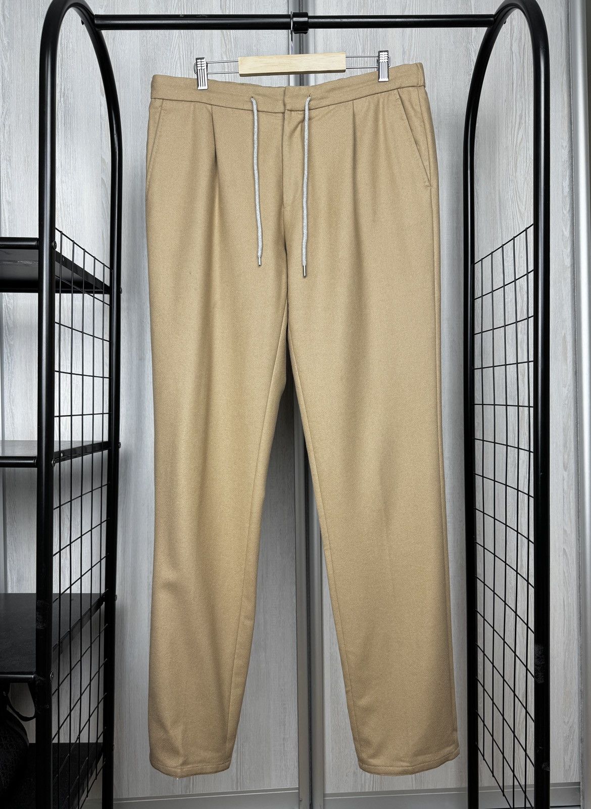 Suitsupply Suitsupply Ames Pleat Pure Wool Flannel Drawstring Pants 52 Size US 36 / EU 52 - 2 Thumbnail