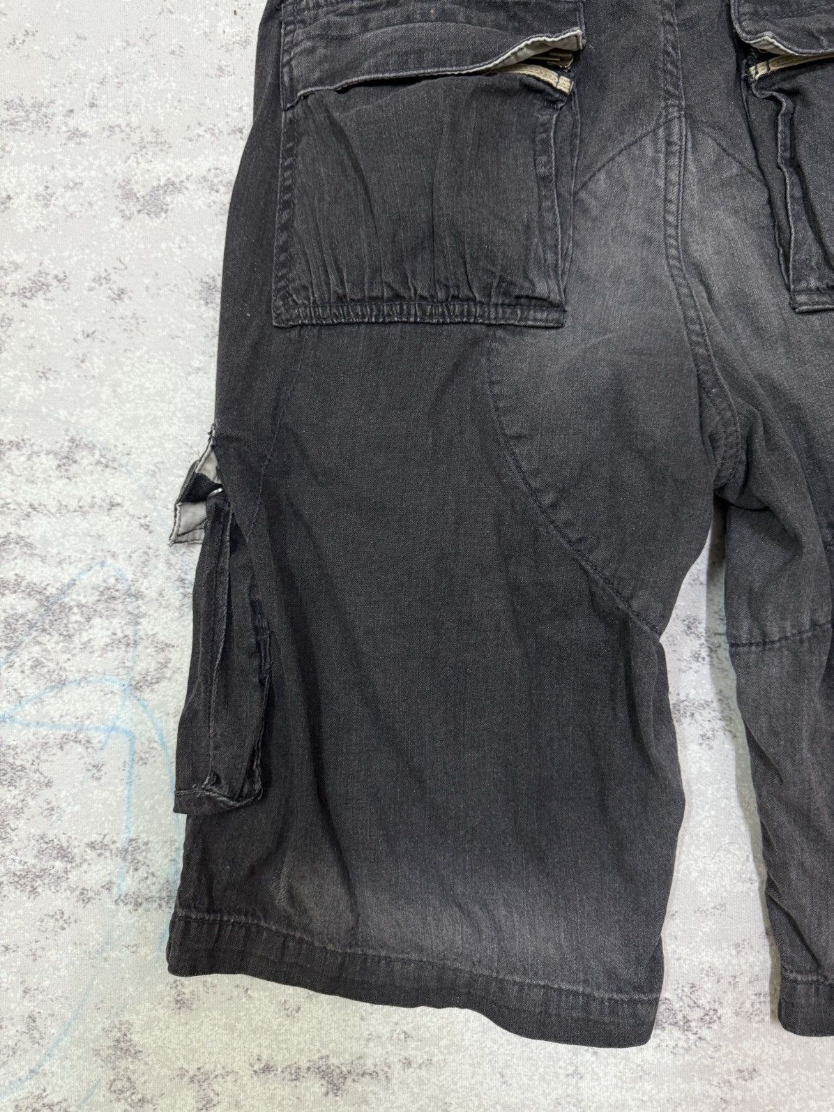 Gap GAP CARGO SHORT PANTS Size US 31 - 13 Thumbnail