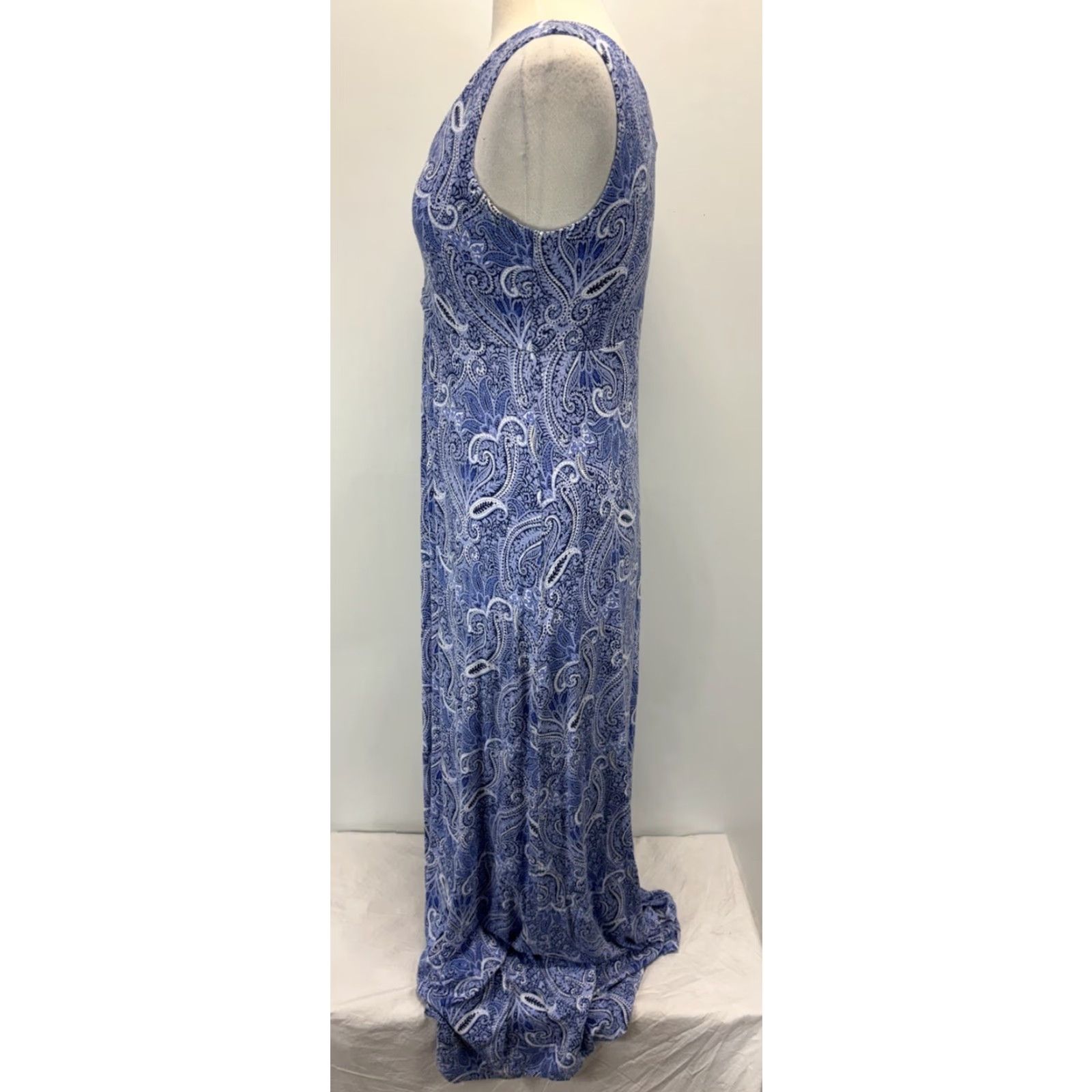 Talbots Talbots Maxi Dress Sz S Blue Paisley Jersey V-Neck Sleeveless Stretch Pullover Casual Womens Size S / US 4 / IT 40 - 2 Thumbnail