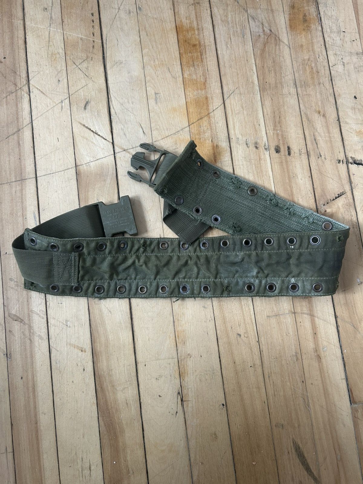 Other Vintage Military Belt Wide Buckle Size ONE SIZE - 1 Thumbnail