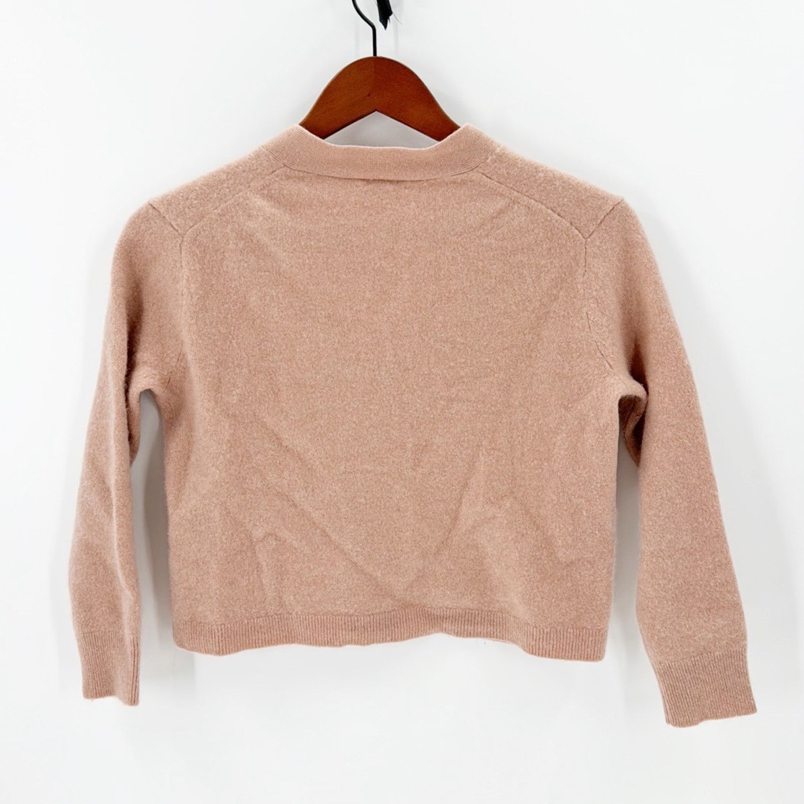 J.Crew J.CREW pink tan cashmere cropped cardigan preppy classic Size XS / US 0-2 / IT 36-38 - 2 Thumbnail