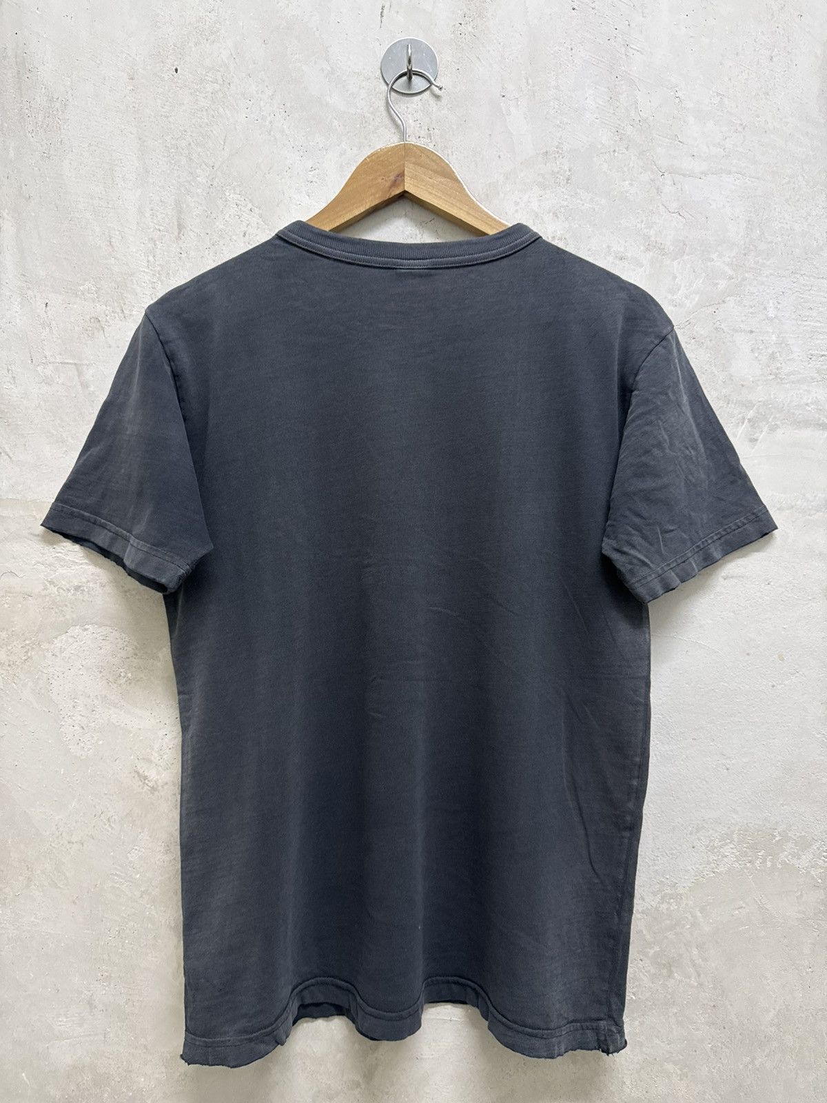 Champion 2000s Champion Sun Faded Distressed Pocket Tees Size US S / EU 44-46 / 1 - 3 Thumbnail