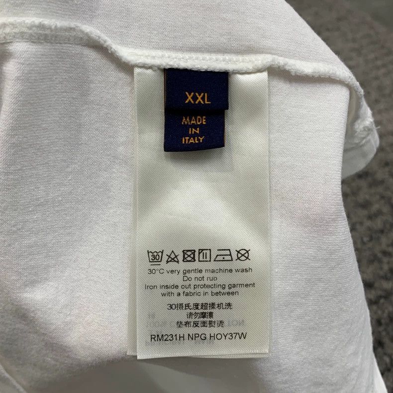 Louis Vuitton Louis Vuitton short sleeves Size US XXL / EU 58 / 5 - 6 Thumbnail