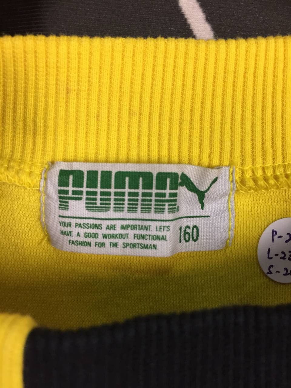 Puma × Vintage Vtg Puma Powerful Shot Cut & Sewn Sweatshirt Size 160 Size US S / EU 44-46 / 1 - 14 Thumbnail
