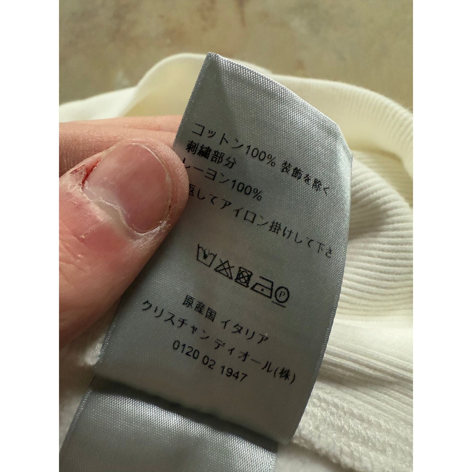 Dior Dior Script CD Logo Hoodie White Black Used Medium Size US M / EU 48-50 / 2 - 5 Thumbnail