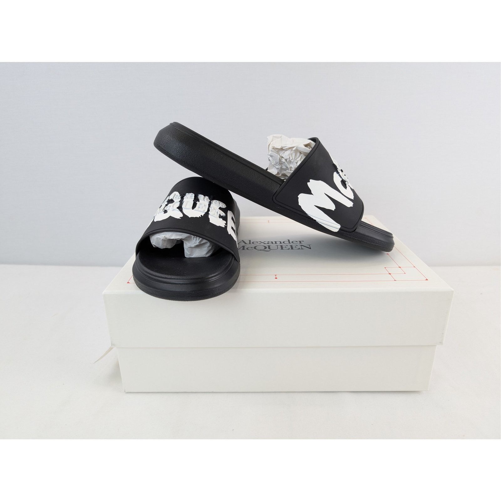 Alexander McQueen o1rshd1 Sandal Rubber Slider Logo Slippers in Black 45 Size US 12 / EU 45 - 15 Thumbnail