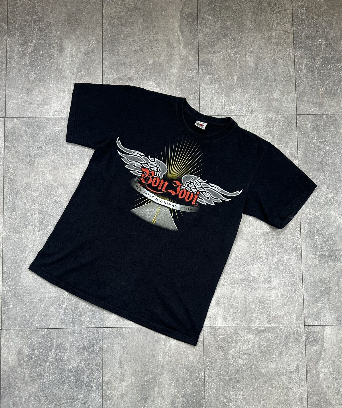 Fruit Of The Loom Bon Jovi 2007 The Lost Highway Tour Tee Size US S / EU 44-46 / 1 - 3 Thumbnail