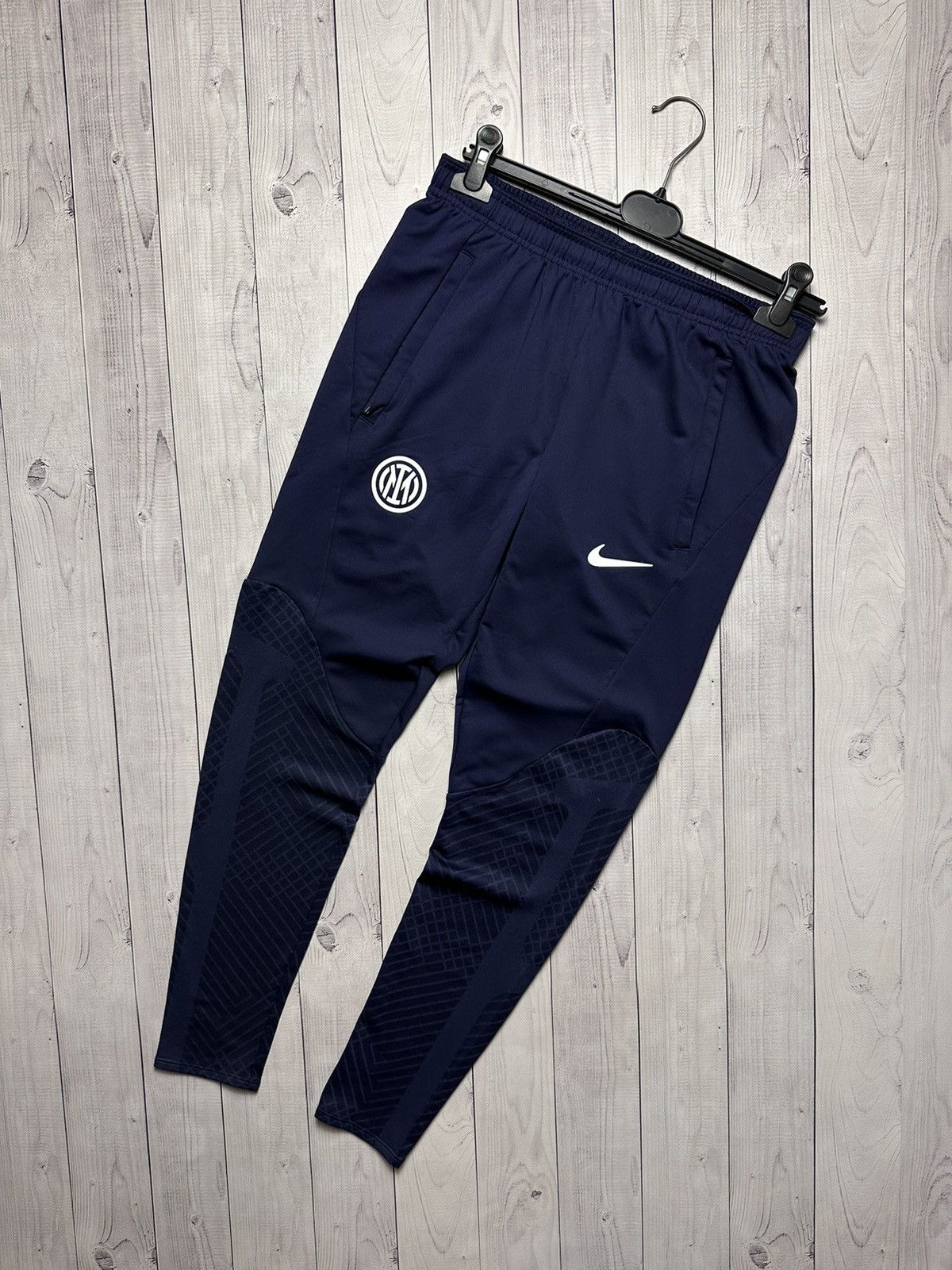 Nike Nike Inter Milan soccer joggers size S logo Size US 30 / EU 46 - 1 Thumbnail