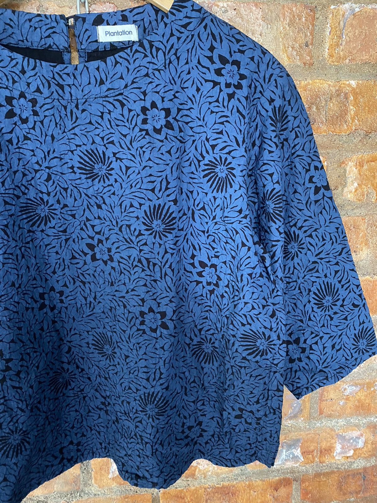 Issey Miyake 1990s Plantation 3D floral crop shirt Size M / US 6-8 / IT 42-44 - 4 Thumbnail