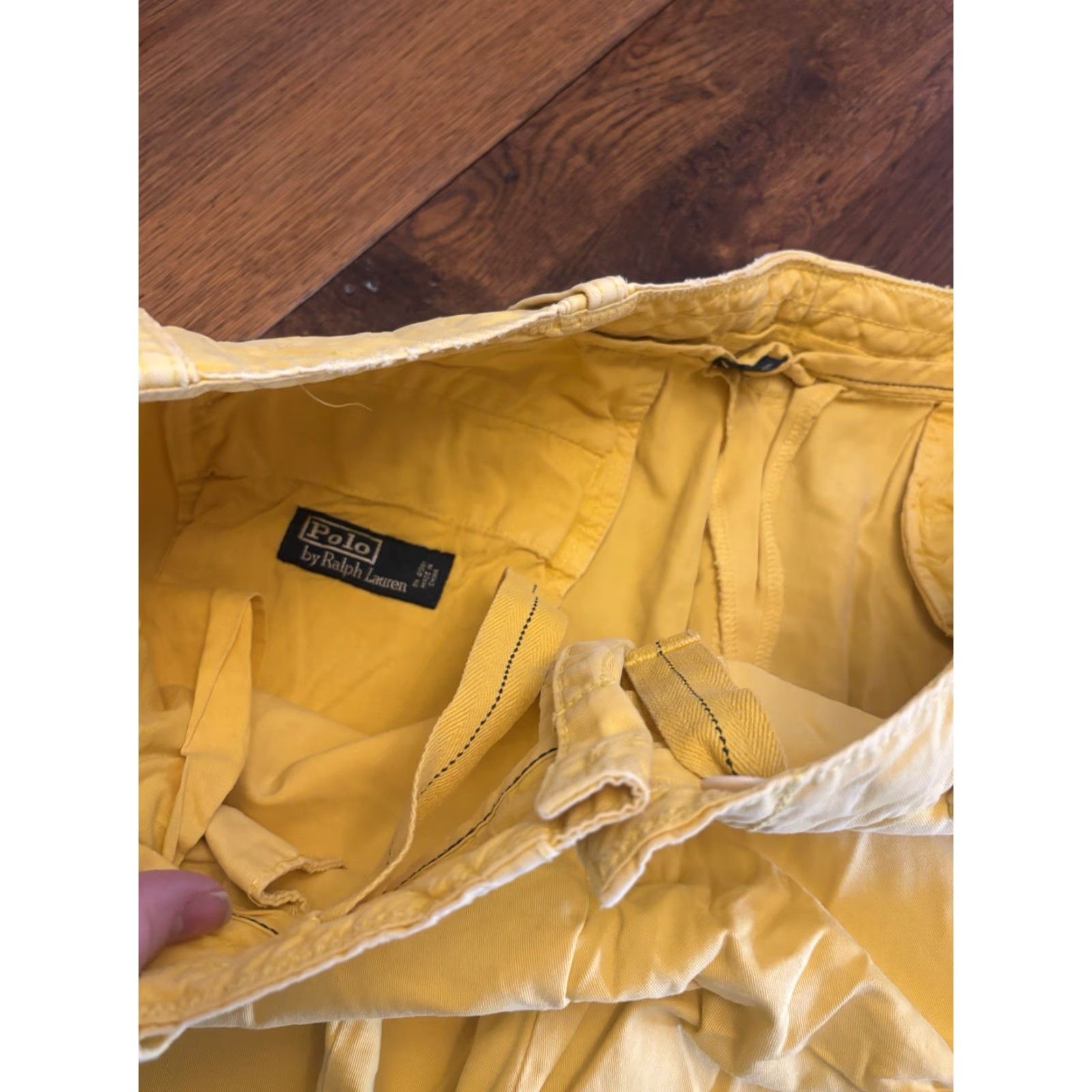 Polo Ralph Lauren VINTAGE Polo Ralph Lauren Shorts Mens 40 Yellow Cotton USA Hiking K4 Polo Ralph Lauren Shorts Mens 40 Yellow Cotton USA Hiking K4 Size US L / EU 52-54 / 3 - 4 Thumbnail