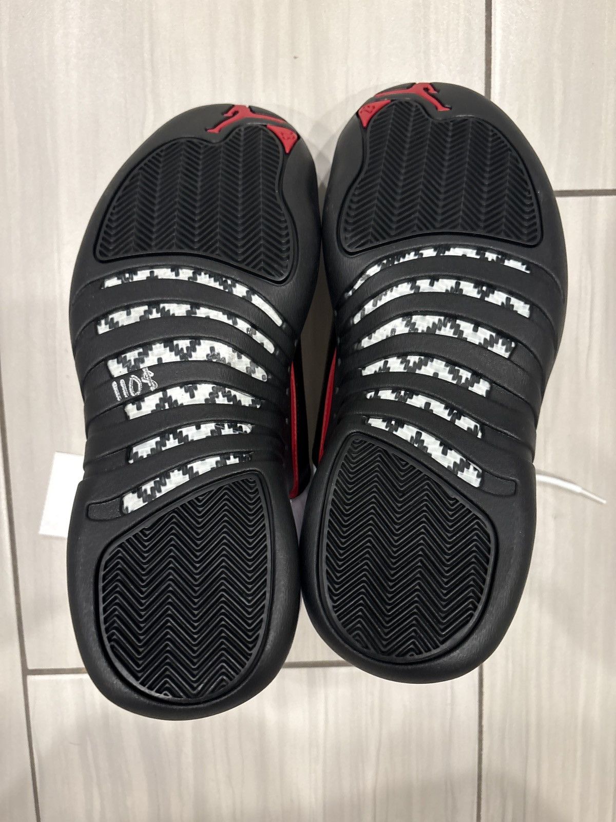 Jordan Brand Jordan 12 Taxi Flip New Without Box Size US 10.5 / EU 43-44 - 5 Thumbnail