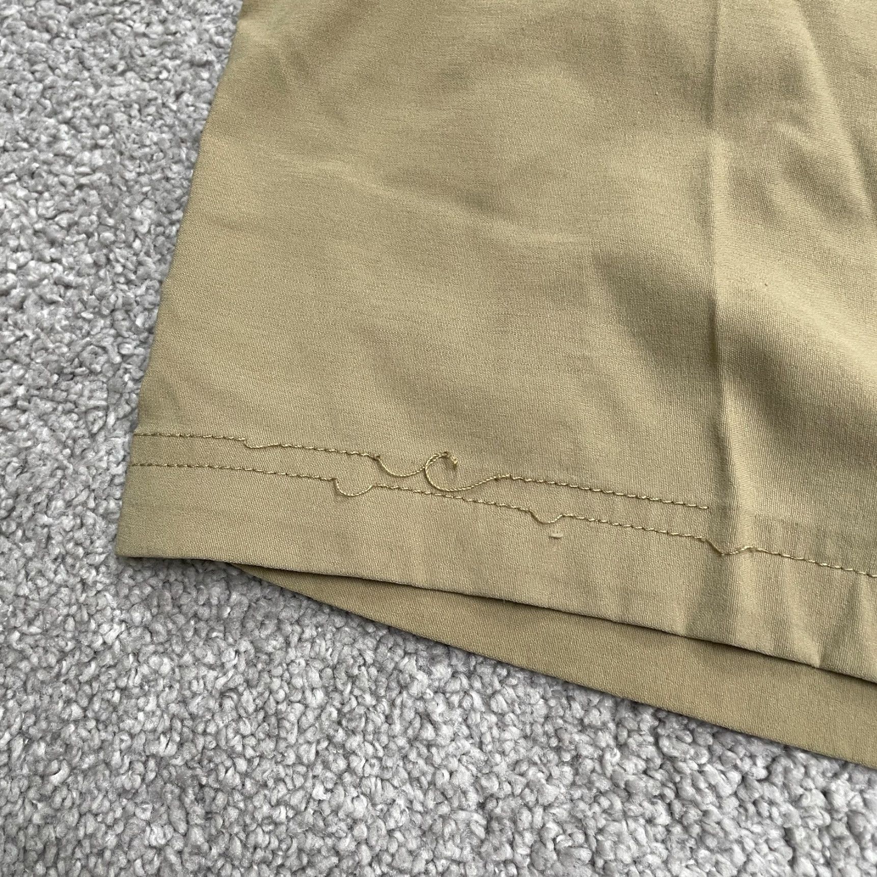 Vintage VINTAGE Duluth Men’s Khaki Shorts 46 Brown Nylon Outdoor Casual Summer Fall Spring Size US 30 / EU 46 - 5 Thumbnail