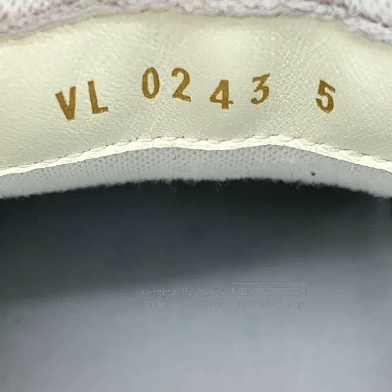 Louis Vuitton Louis Vuitton Trainer Maxi white lace-up platform sneaker Size US 5 / EU 37 - 7 Thumbnail