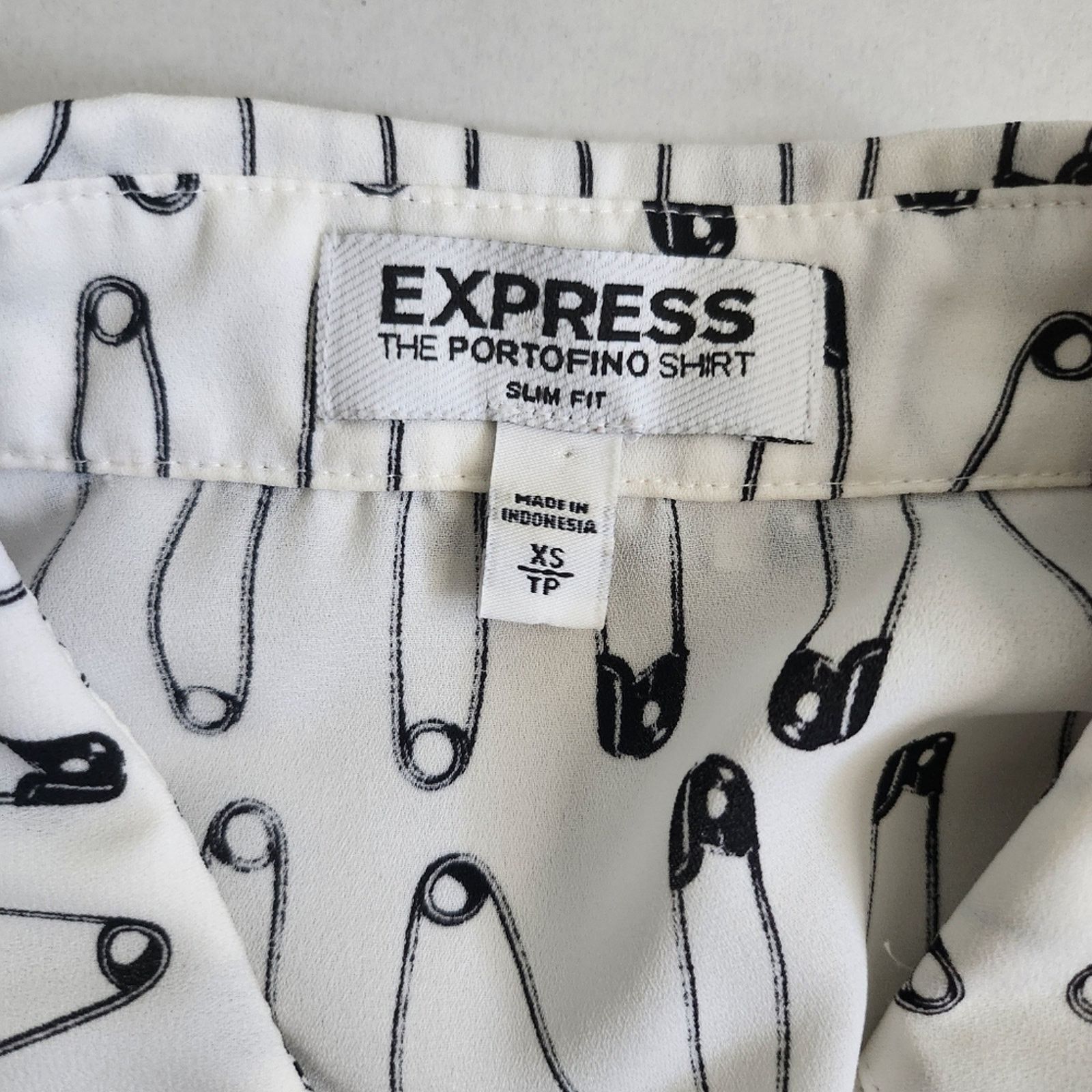 Express Express Portofino Safety Pin Blouse Size XS / US 0-2 / IT 36-38 - 5 Thumbnail