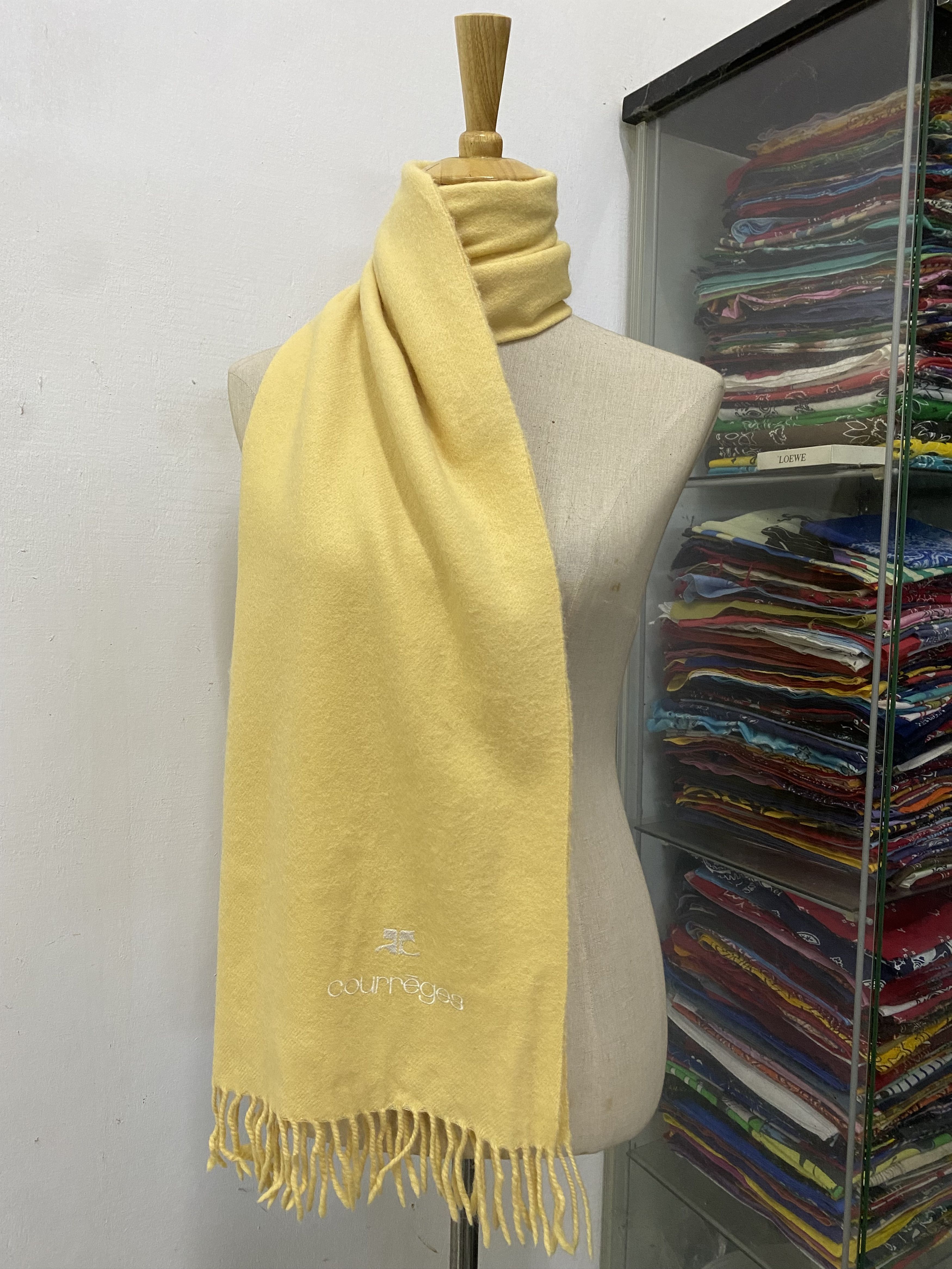 Courreges Courreges Scarf / Muffler / Neckwear - WW503 Size ONE SIZE - 1 Thumbnail