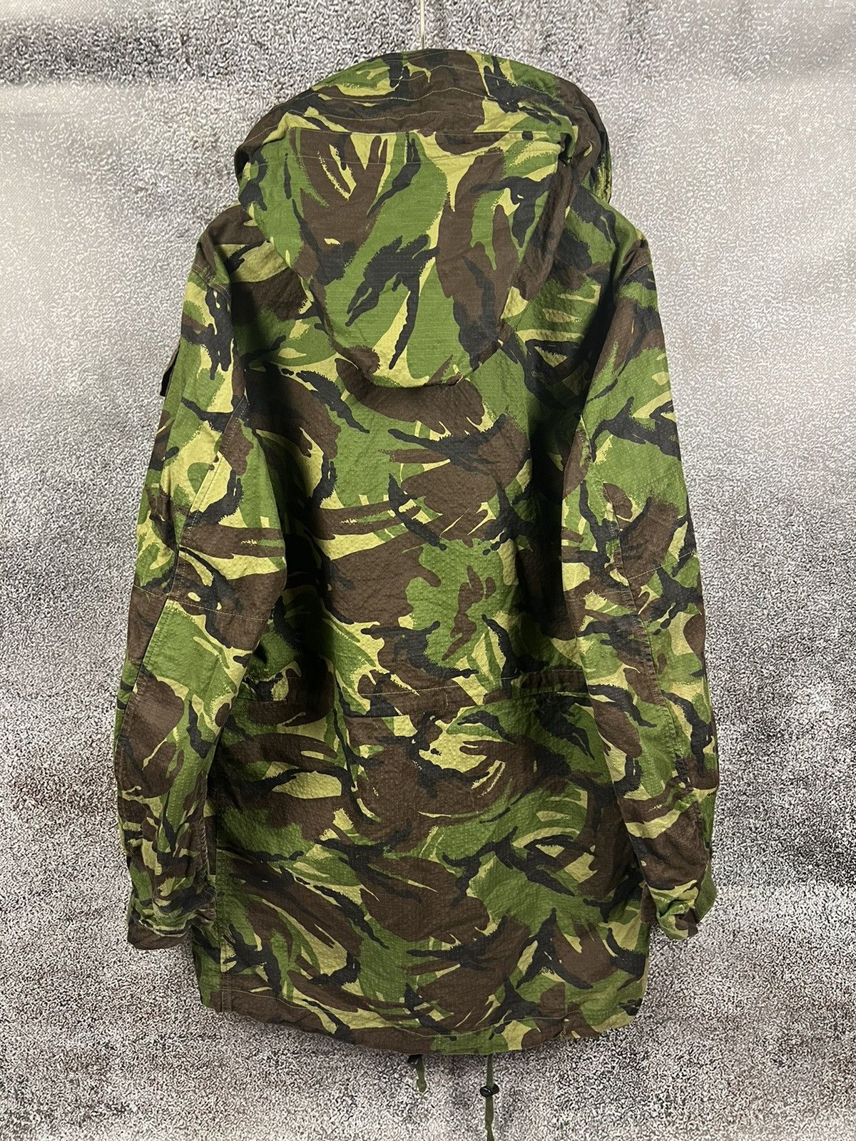 Vintage British Army Jacket Smock Windproof DPM Woodland military Size US XL / EU 56 / 4 - 5 Thumbnail