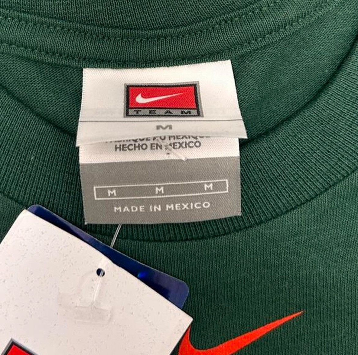 Nike TAGGED! 2007 NCAA Miami Hurricanes Football Baggy Green Tee Size US M / EU 48-50 / 2 - 4 Thumbnail