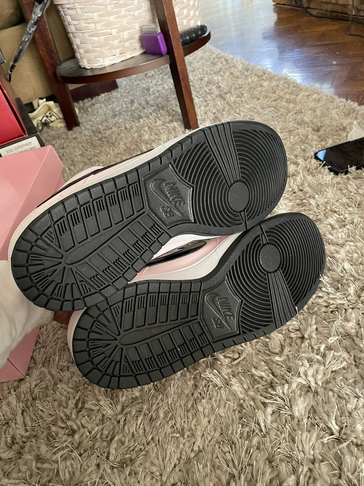 Nike SB Nike SB Dunk Low Pink Box Size US 10 / EU 43 - 8 Thumbnail