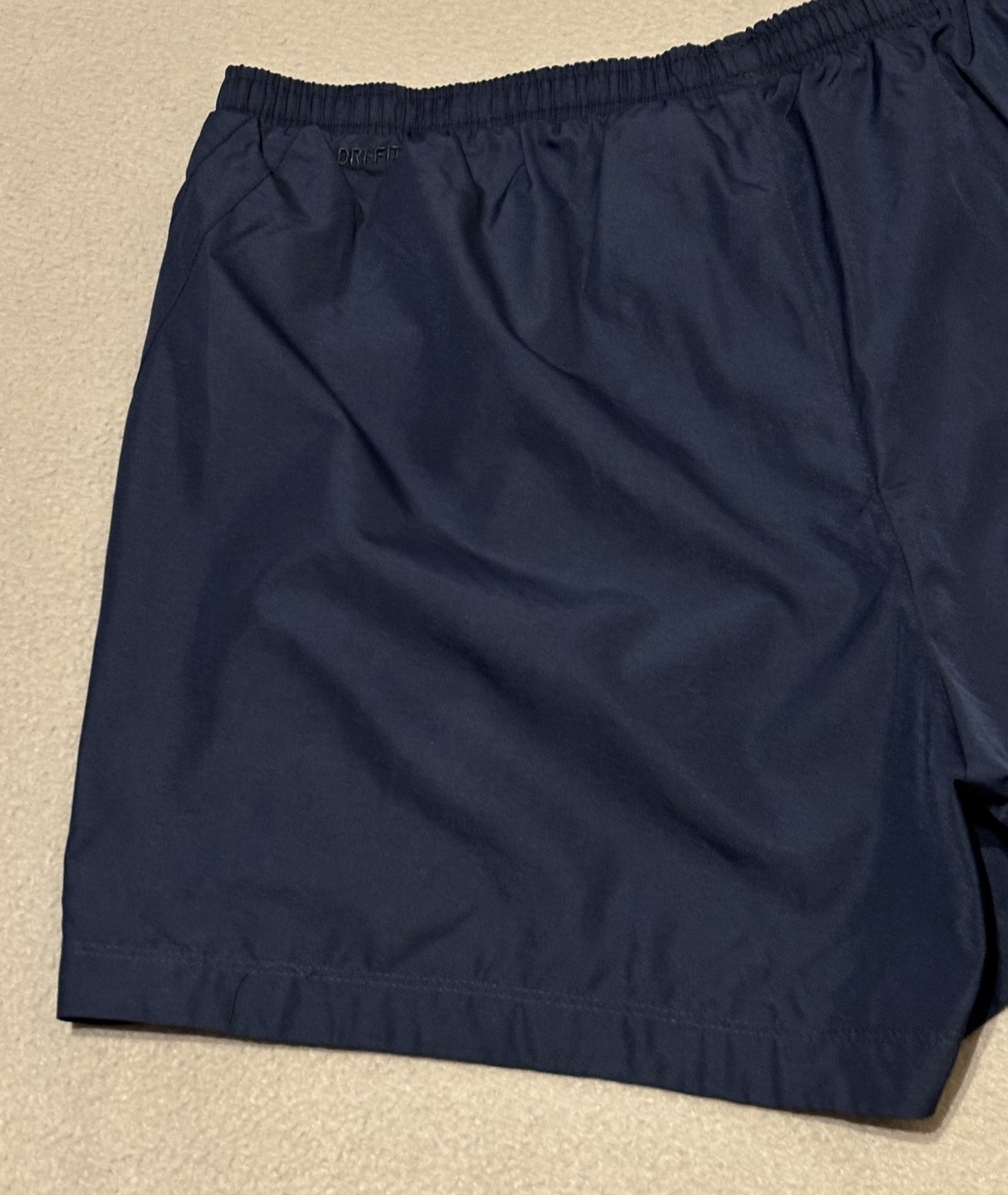 Nike Nike 00s Vintage Y2K Sports Shorts Size XL Size 30" / US 8 / IT 44 - 11 Thumbnail