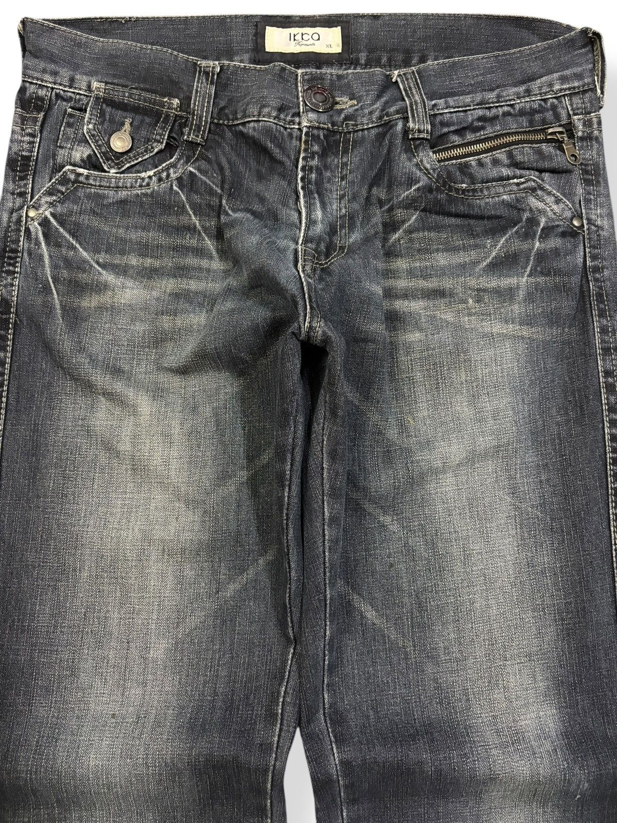 Japanese Brand Vintage Japanese Brand Dark Blue Wash Loose Distressed Jeans Size US 34 / EU 50 - 3 Thumbnail