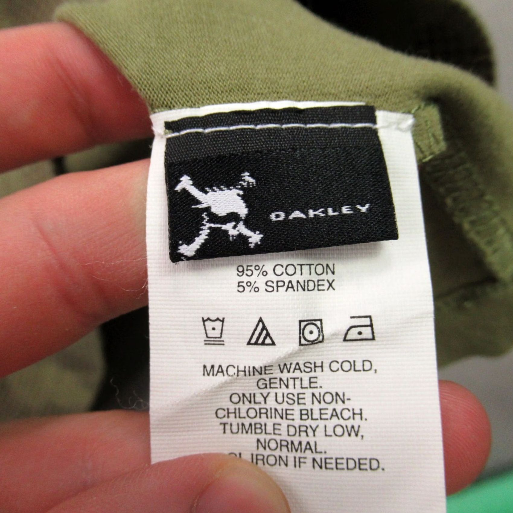 Oakley Oakley Shirt Womens Medium Polo Short Sleeve Golf Outdoor Lightweight Casual Polo Shirt Womens M Green Oakley Outdoor Polo Shirt Ladies Medium Green Size M / US 6-8 / IT 42-44 - 5 Thumbnail
